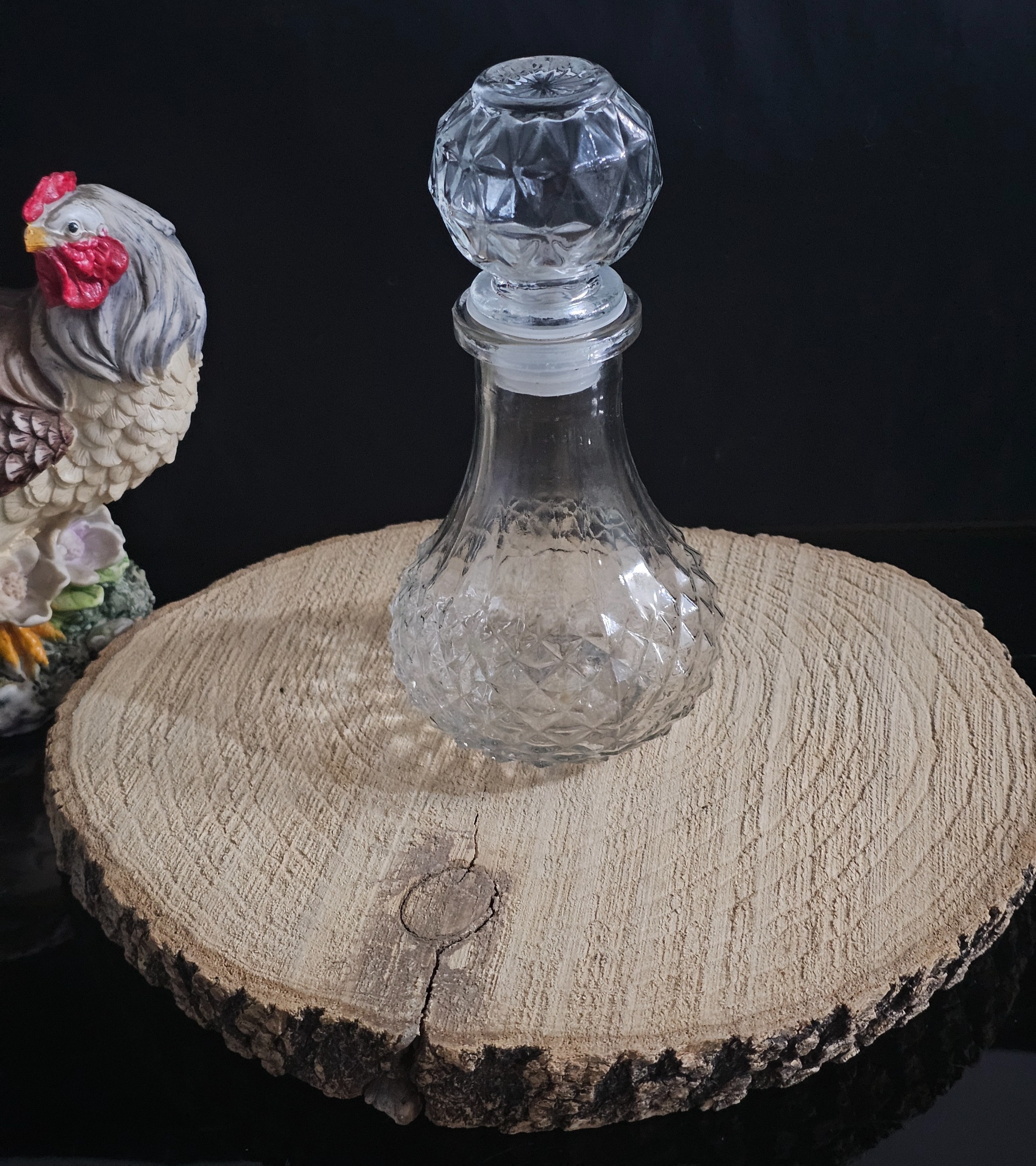 شیشه عطردان خشتی