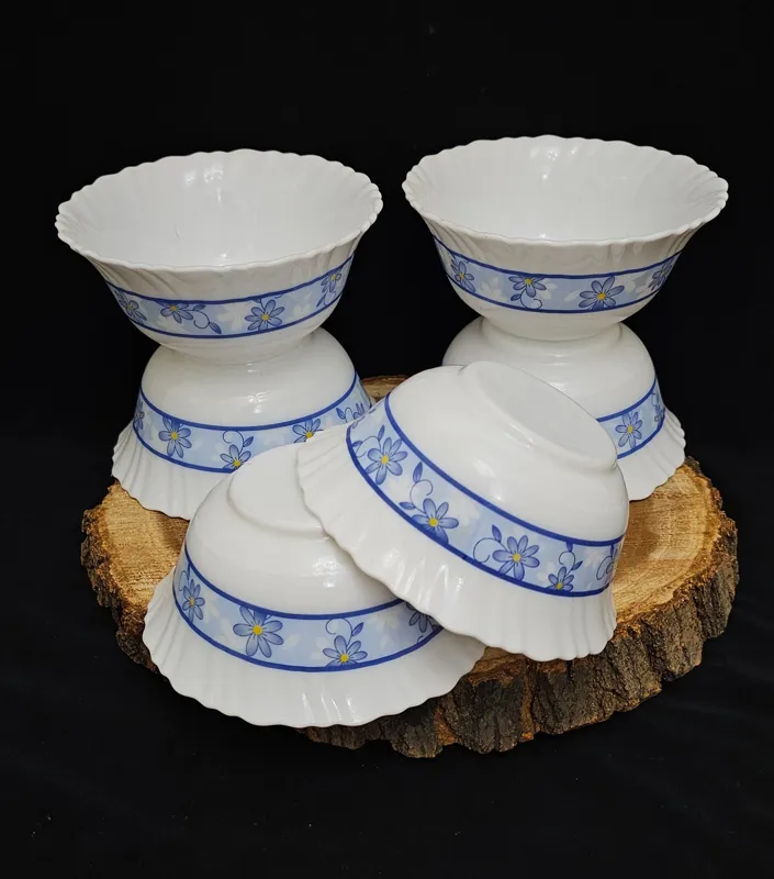 پیاله گل آبی امارات