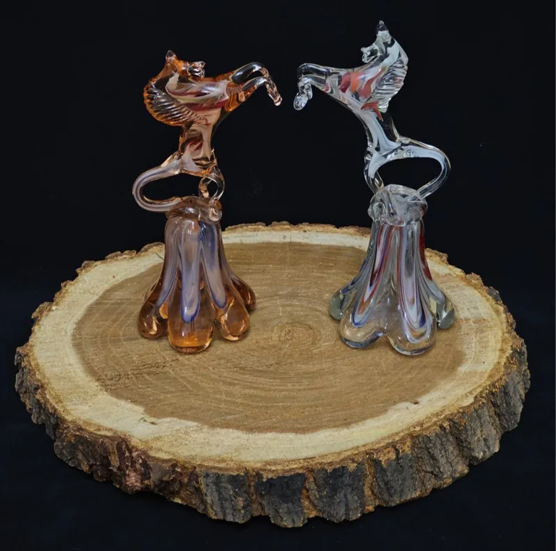 مجسمه کریستال اسب چک