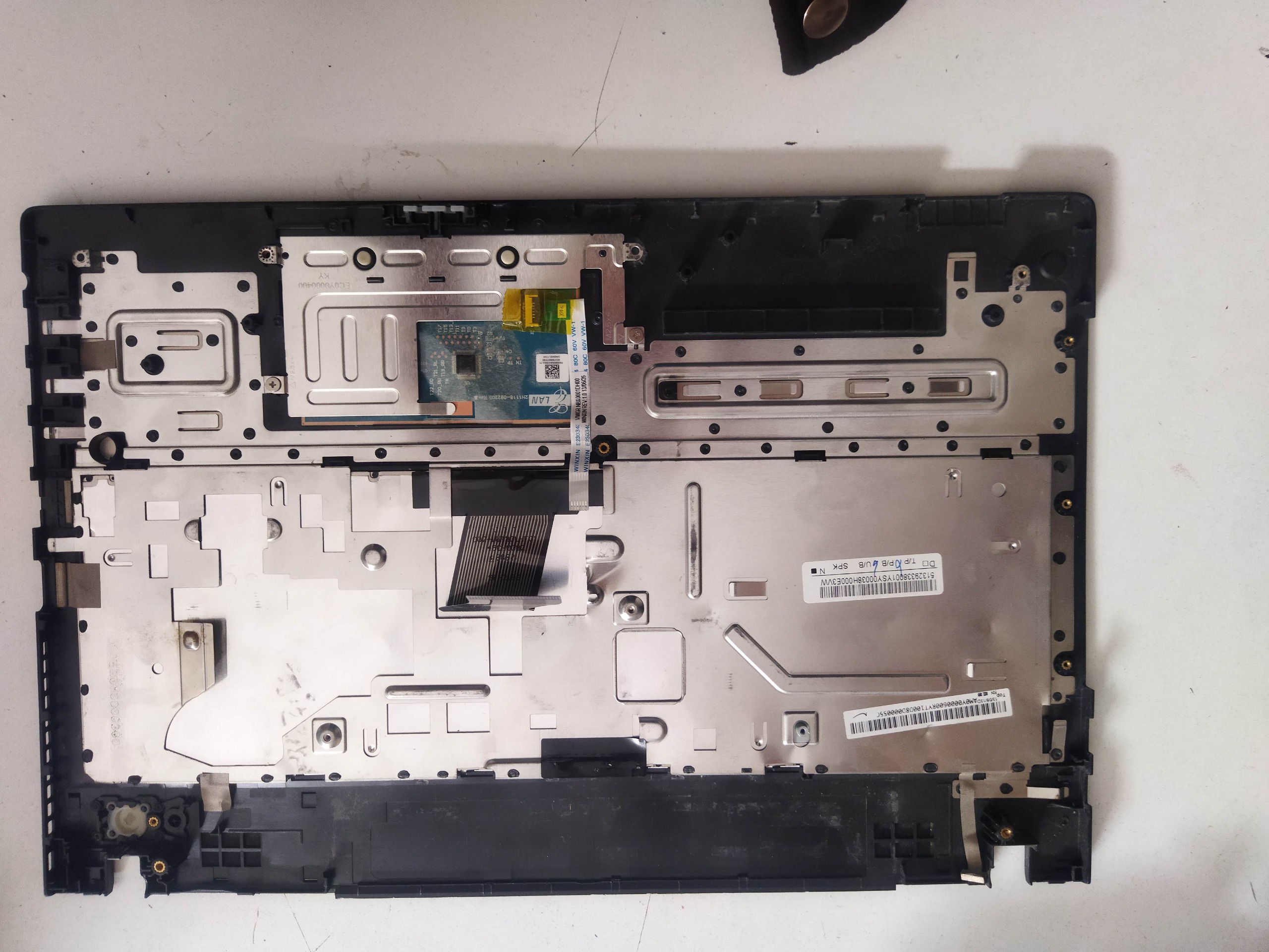 قاب دور کیبورد و کیبورد لپ تاپ Lenovo g500