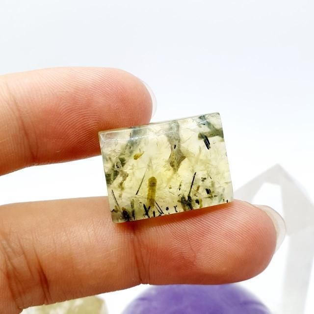 سنگ پرناهیت معدنی