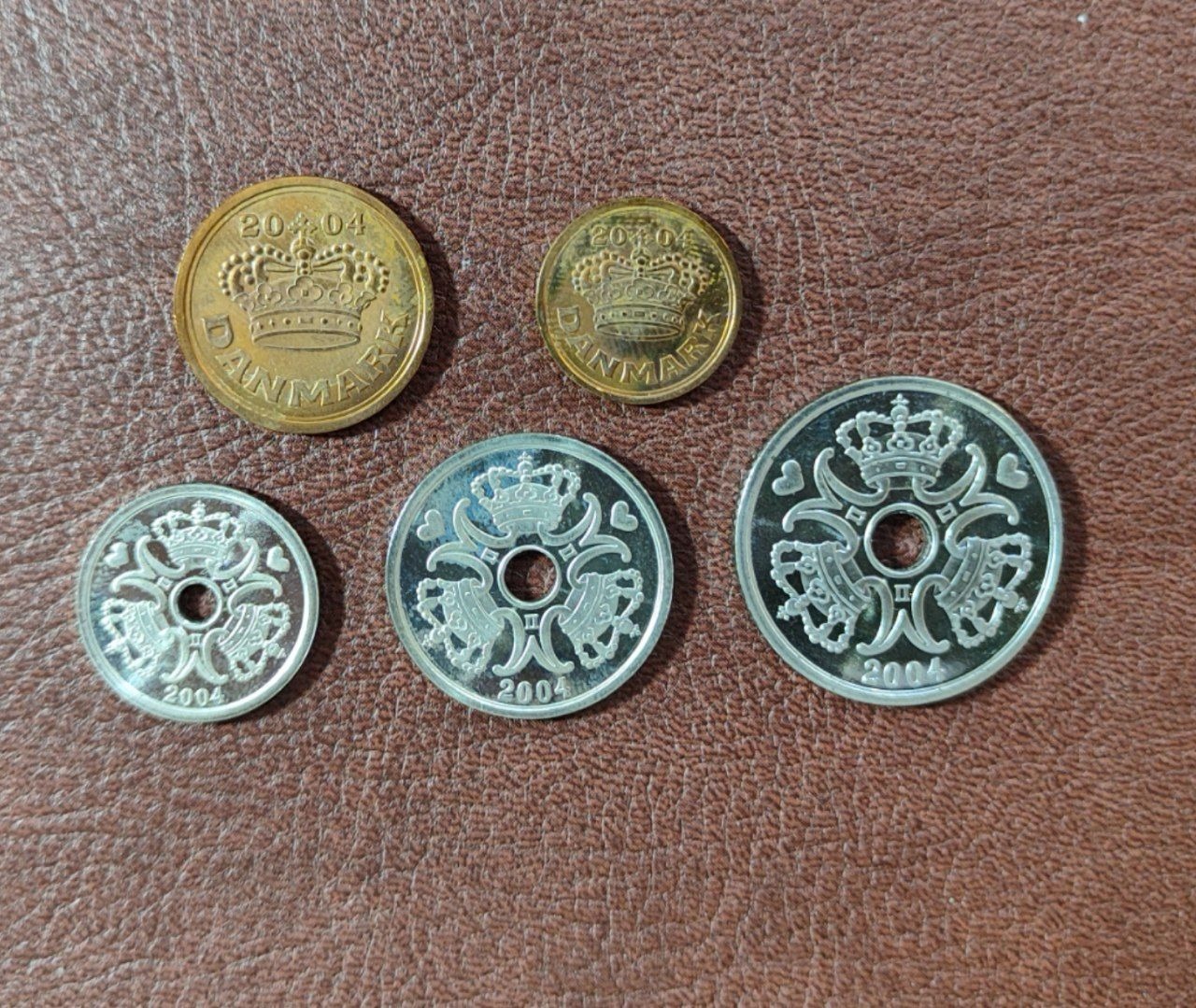 مجموعه پنج تایی سکه های دانمارک - سال 2004 میلادی