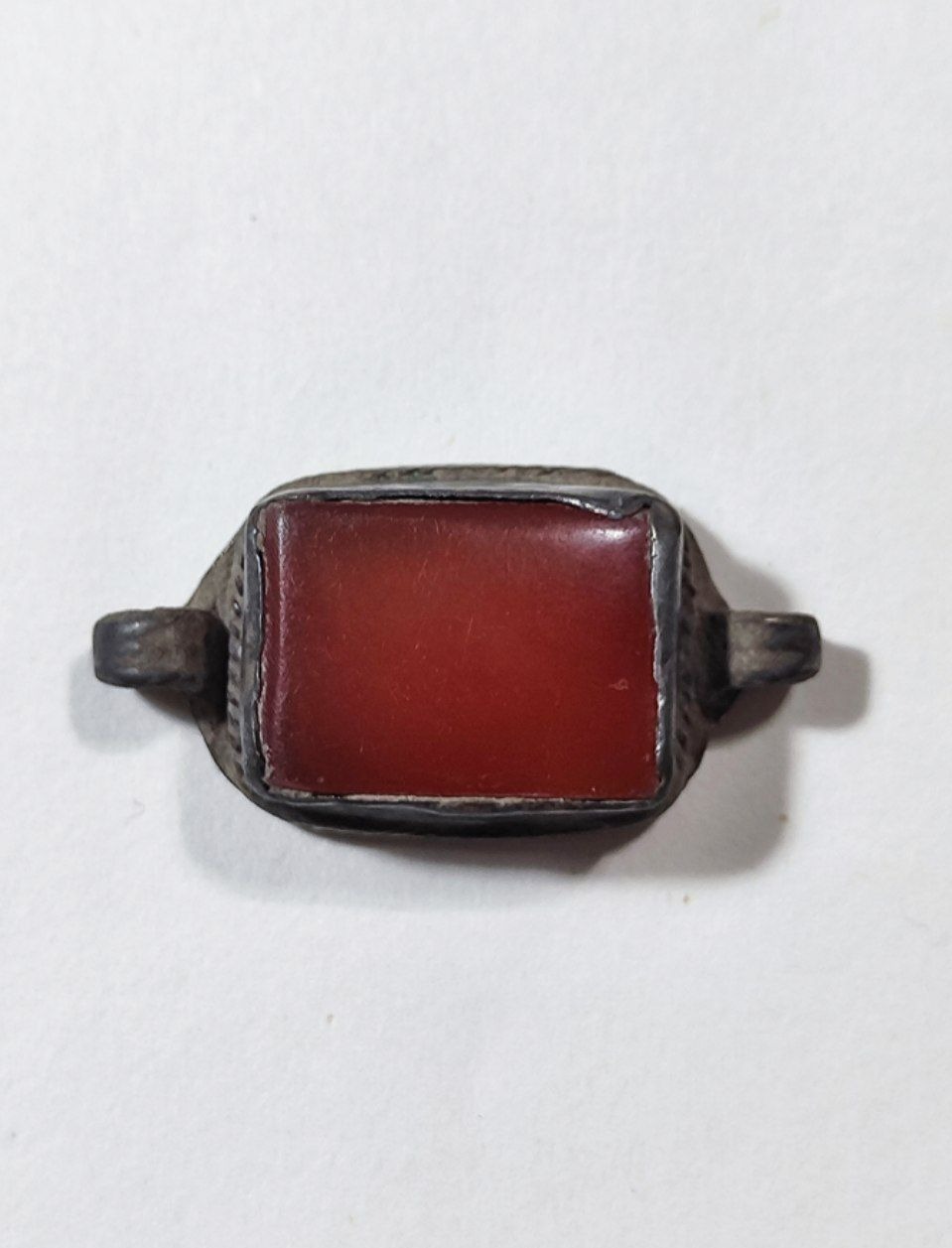 عقیق قدیمی با کلاف نقره