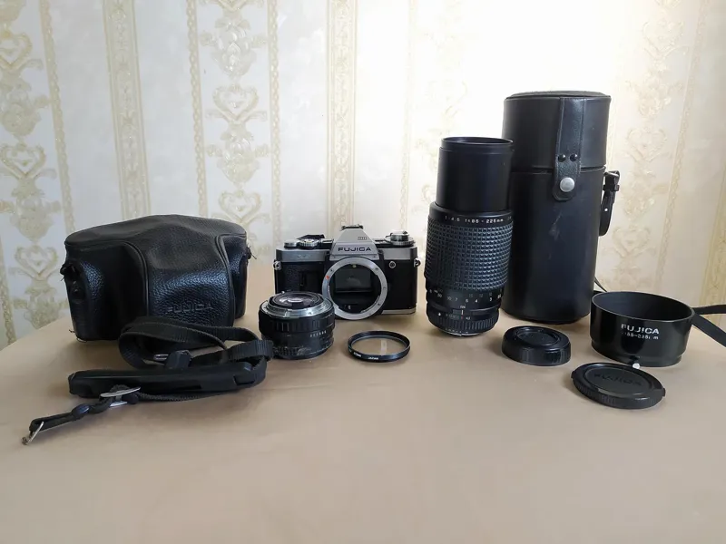 ست دوربین Fujica AX-5 با لنز نرمال و تله (35205)