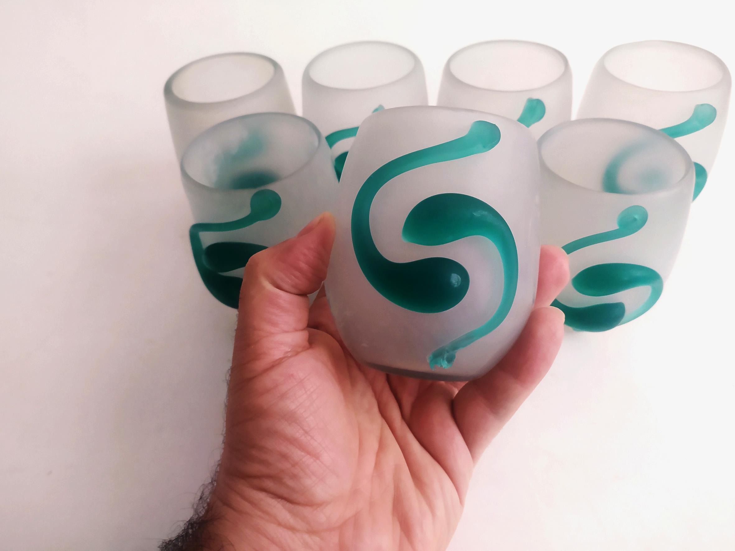 لیوان دستساز شیشه ای قدیمی نقش برجسته (کد45241)
