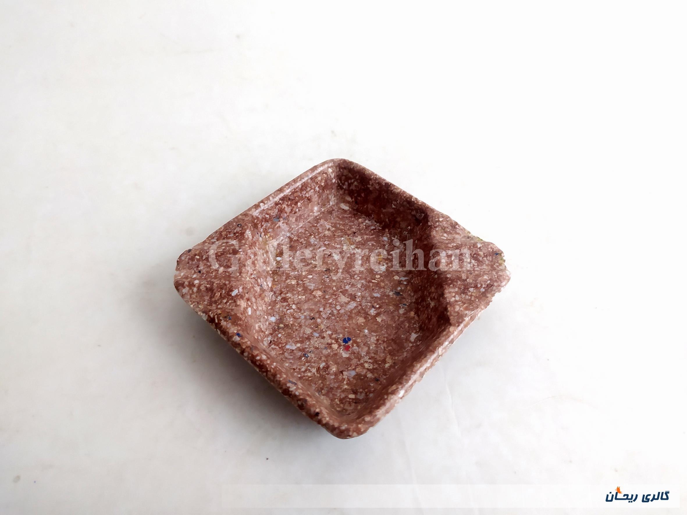 زیرسیگاری ملامین قدیمی و استفاده نشده (کد46775)