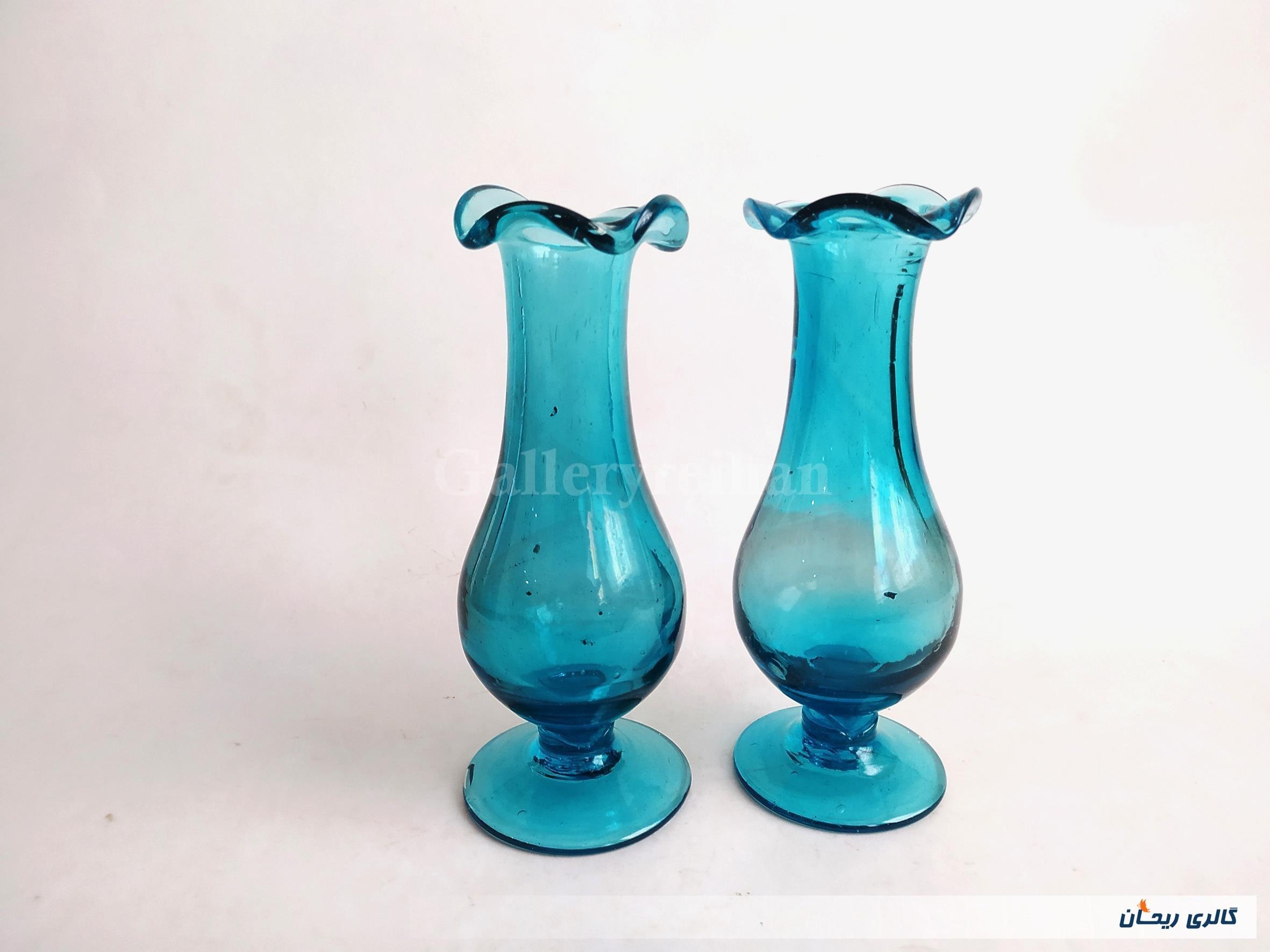 2 گلدان پایه دار قدیمی دستساز آبی پررنگ (5-44804)