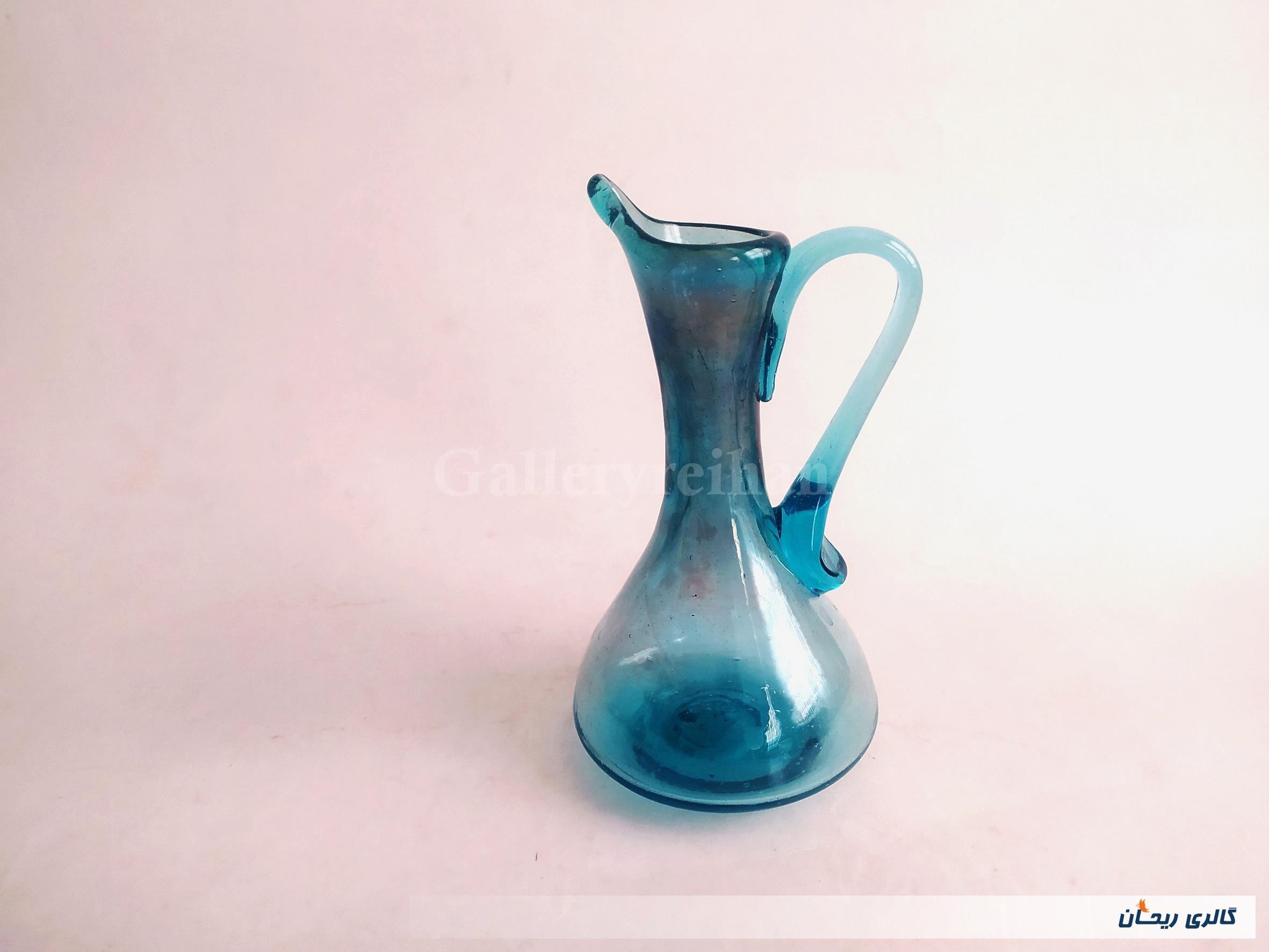 پارچ مینیاتوری و کوچک دستساز شیشه ای آبی (کد45250)