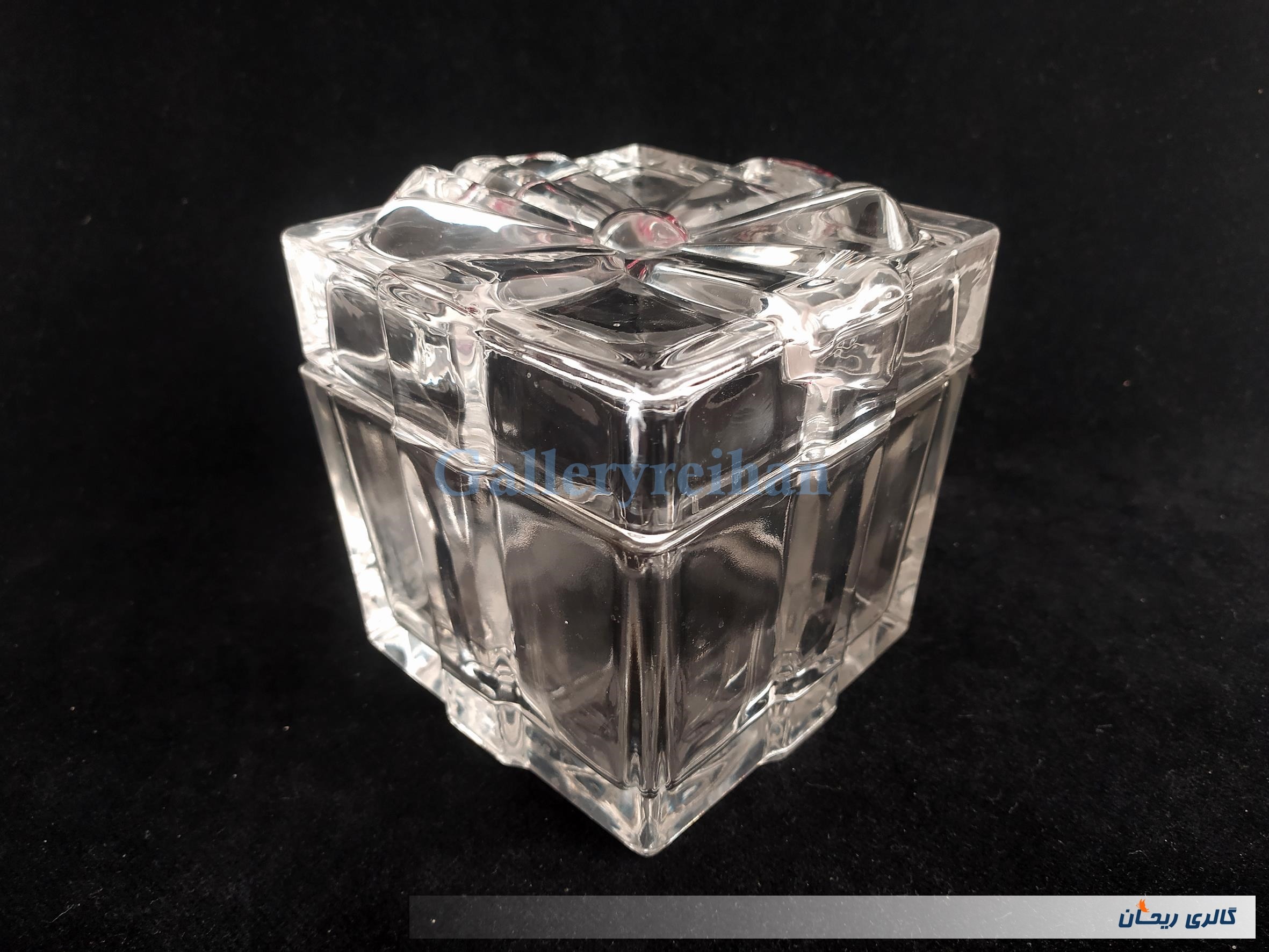 شکلات خوری بسیار زیبا و خاص طرح پاپیون (کد47879)