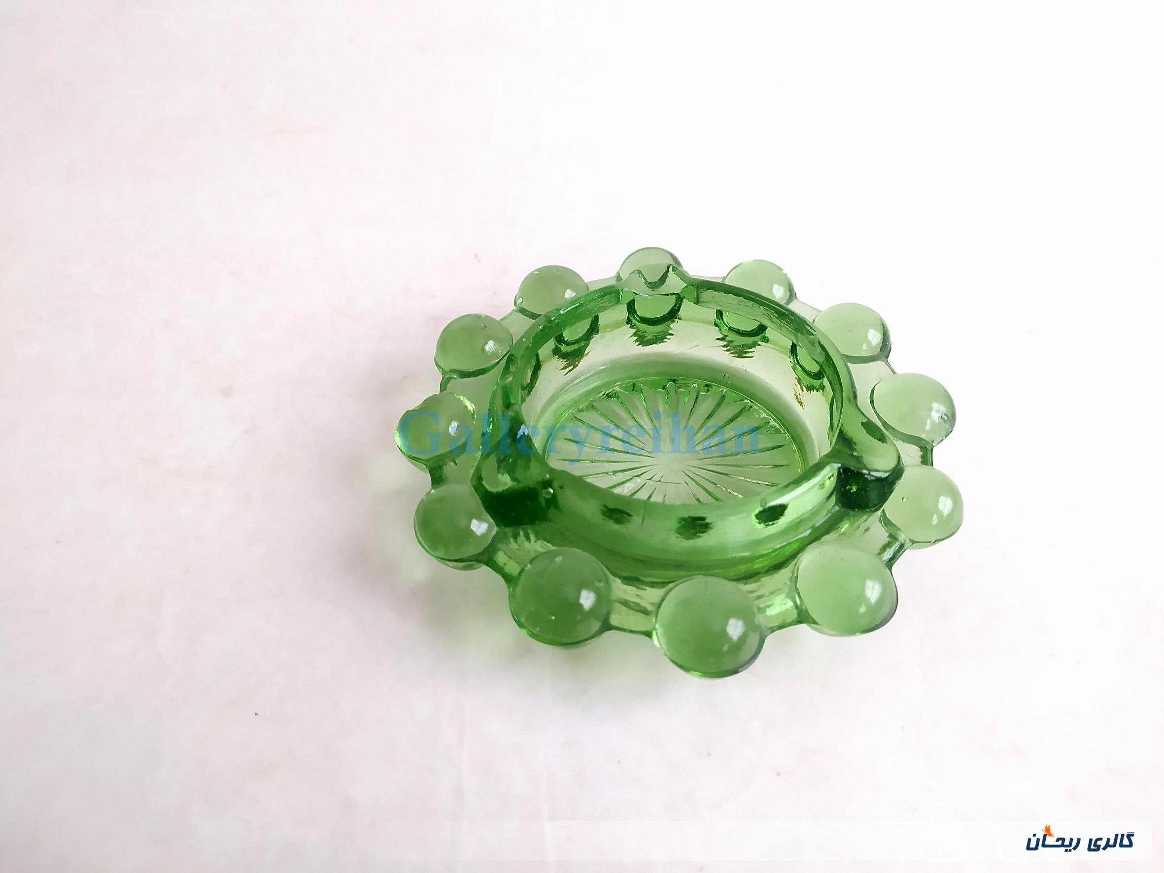 زیر سیگاری شیشه ای سبز تیله ای قدیمی (کد 46768)