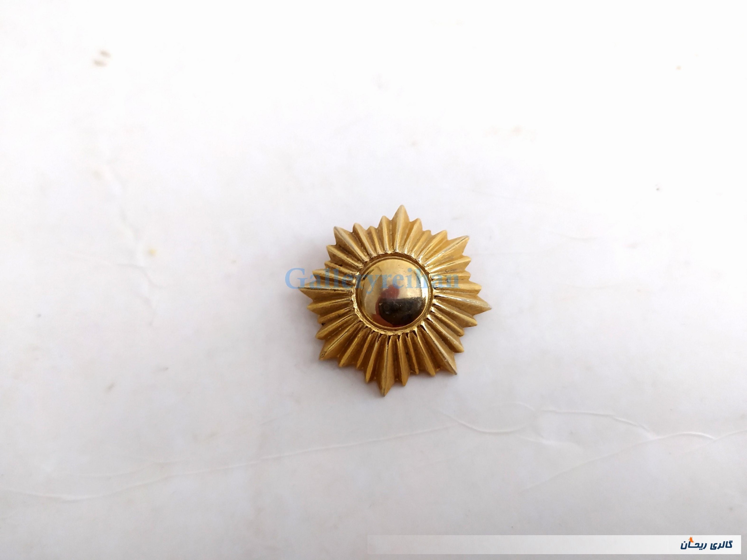 درجه یا قپه نظامی کمیاب همراه با چفت فلزی (25697)