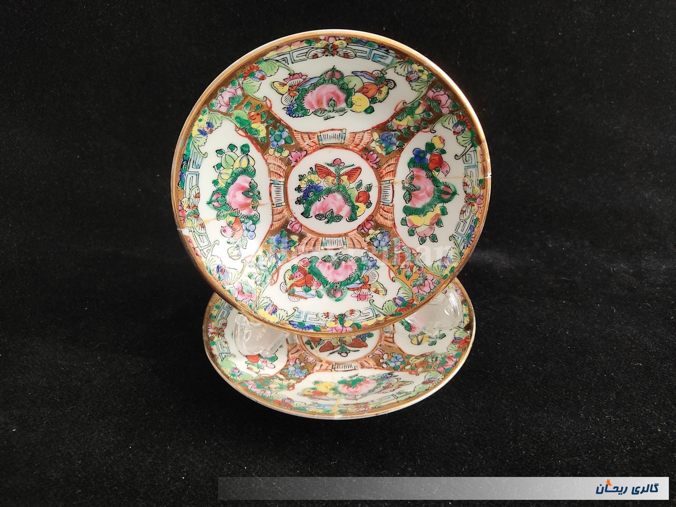 2 دیوارکوب یا نعلبکی طرح گل مرغ رنگ دستی (9-47798)