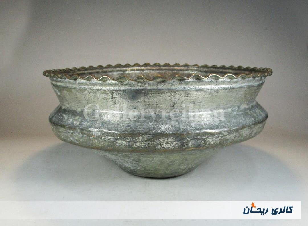 تاس مسی قدیمی قاجاری دستساز کنگره دار (کد2333)