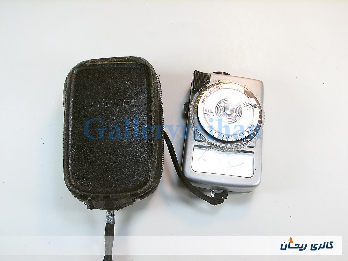 نورسنج کلکسیونی SEKONIC ساخت ژاپن با کیف (کد12830)