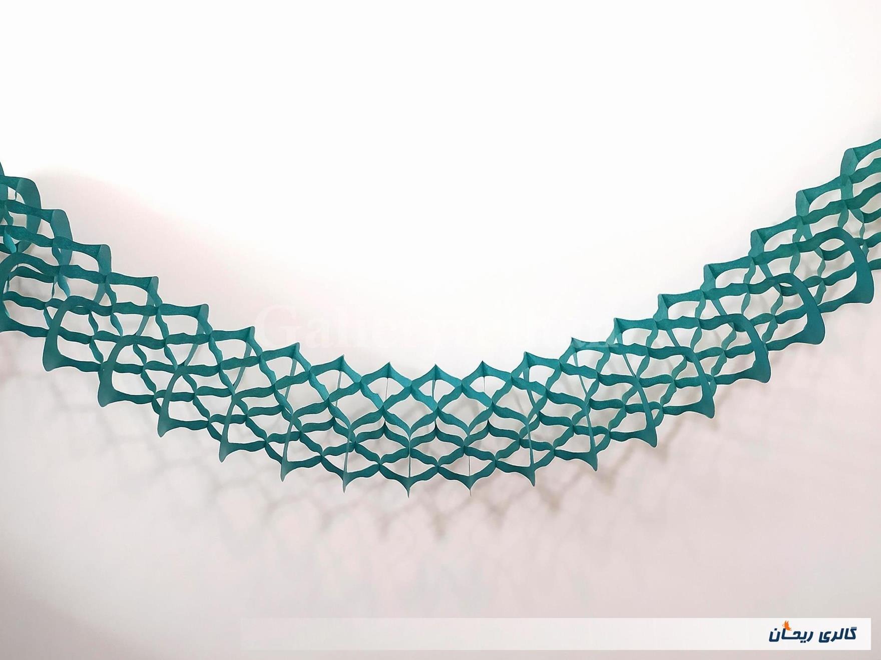 کاغذ کشی ریسه تزئین تولد نوستالژی دهه 60 (کد48108)