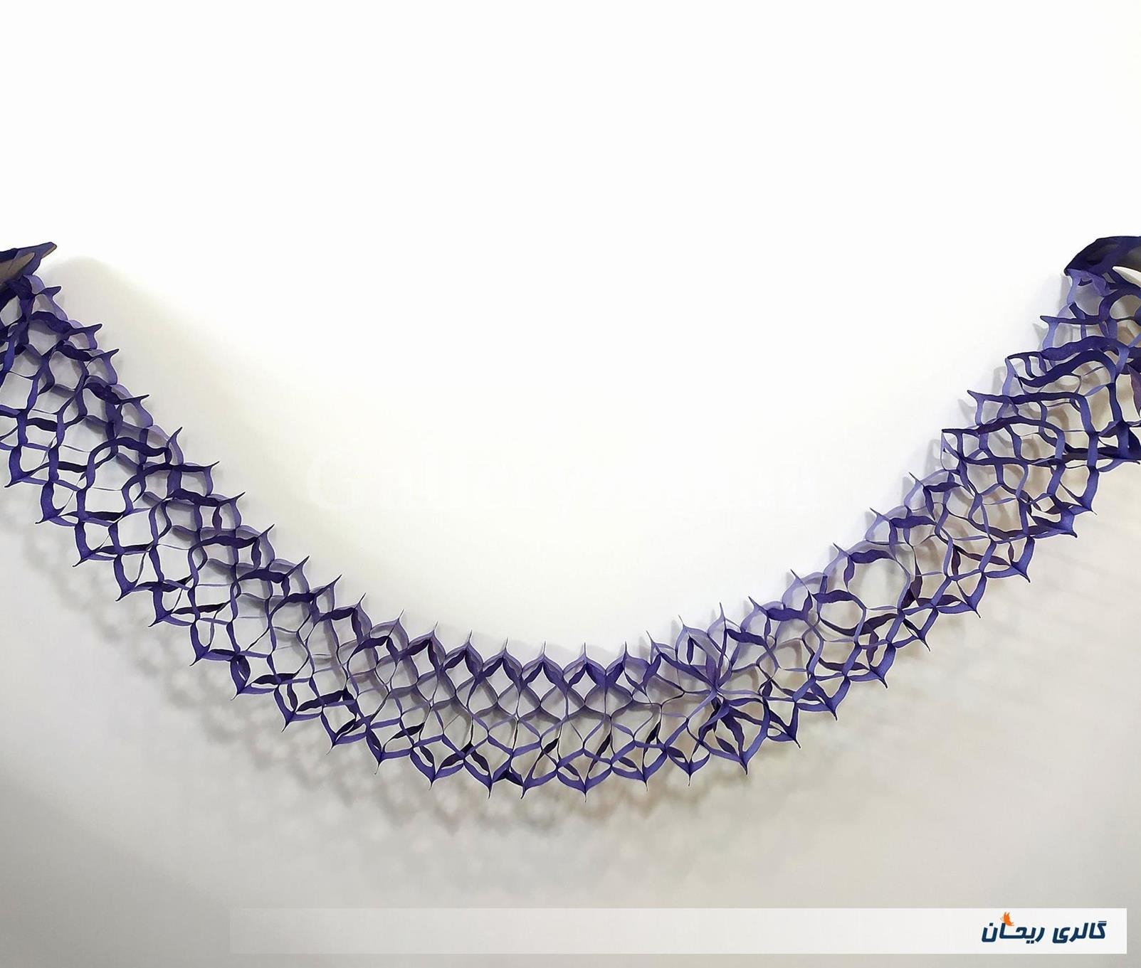 کاغذ کشی ریسه تزئین تولد نوستالژی دهه 60 (کد48119)