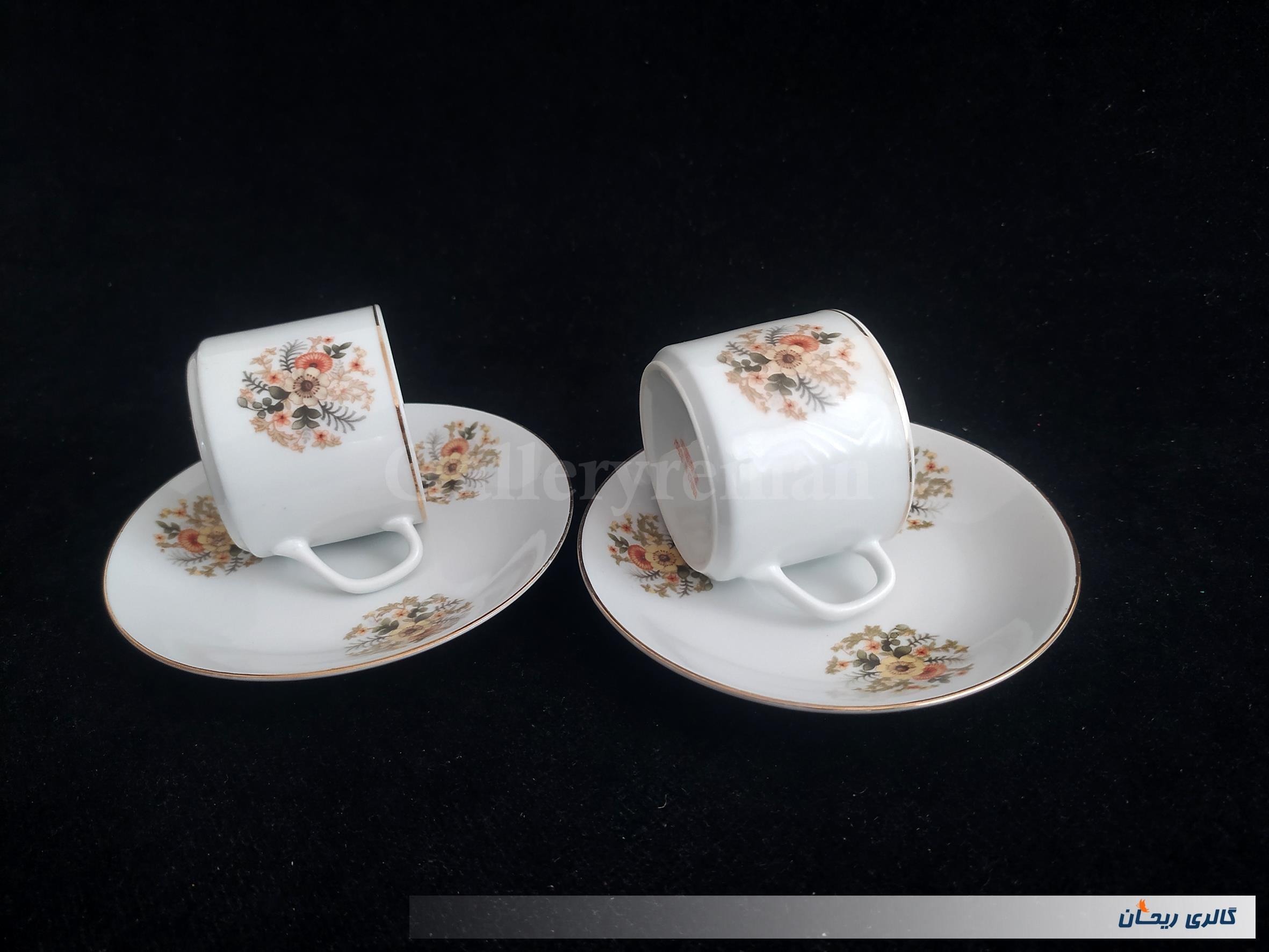 یک جفت فنجان و نعلبکی چینی قدیمی طرح گل (کد47163)