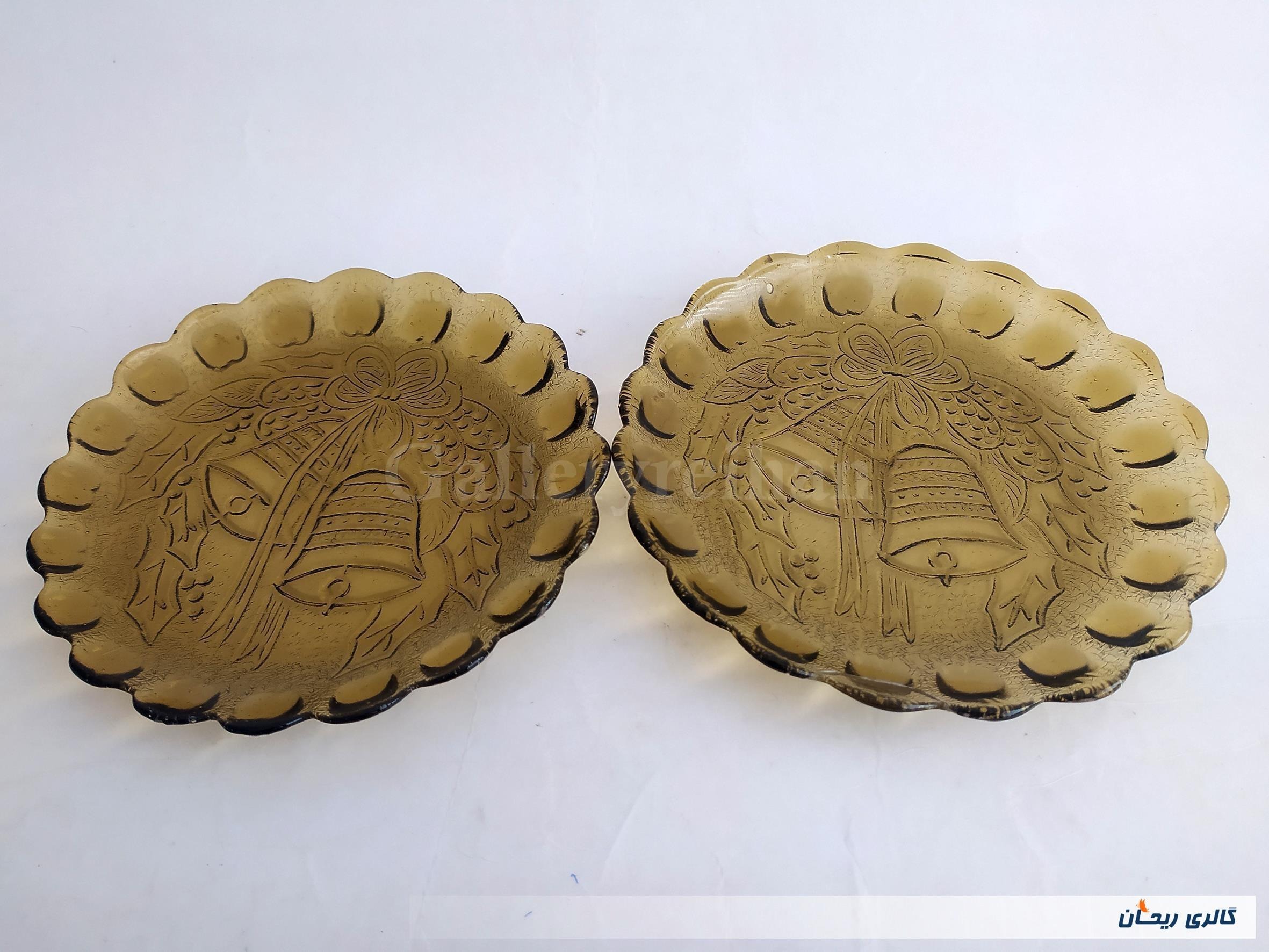 2 پیش دستی بلور قدیمی زیتونی طرح زنگوله (ک49826)