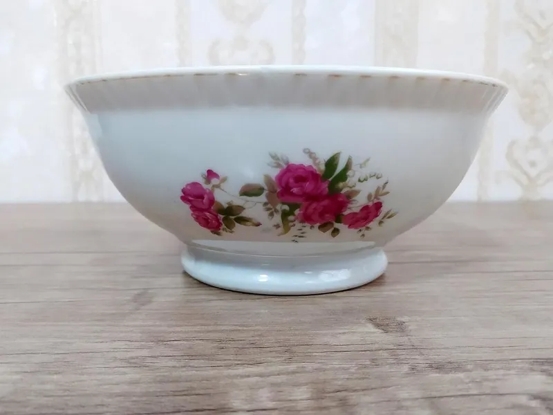 کاسه چینی گلسرخی دو رو گل زیبا (کد 33007)