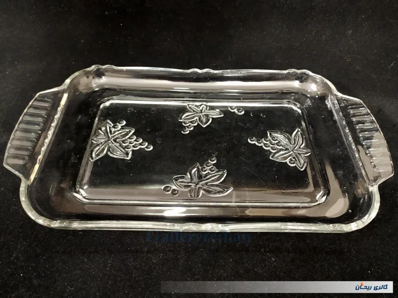 سینی قدیمی کاملا سالم و زیبا (کد 25416)