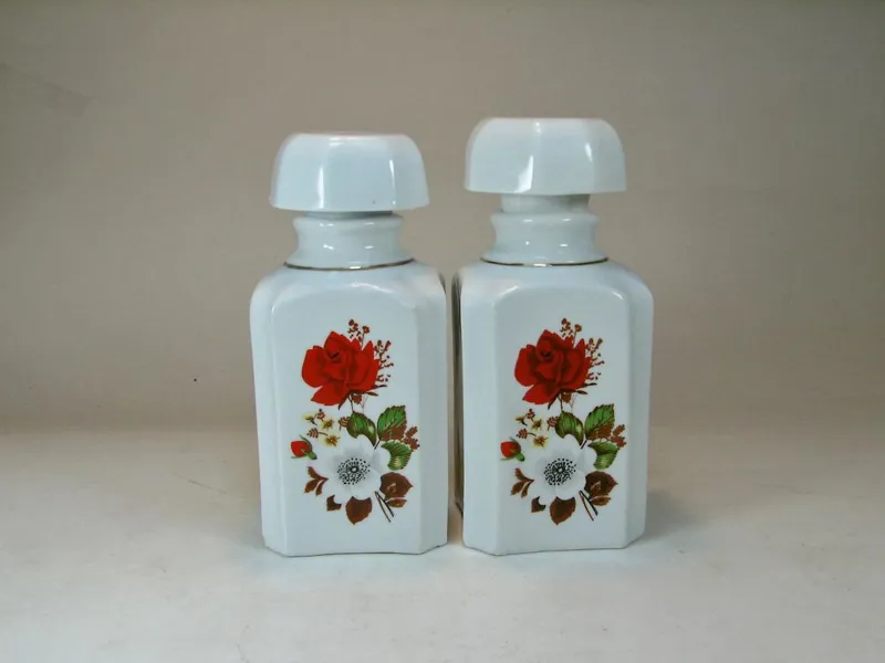 یک جفت چایدان چینی قدیمی گلدار ( کد 17560-17561)