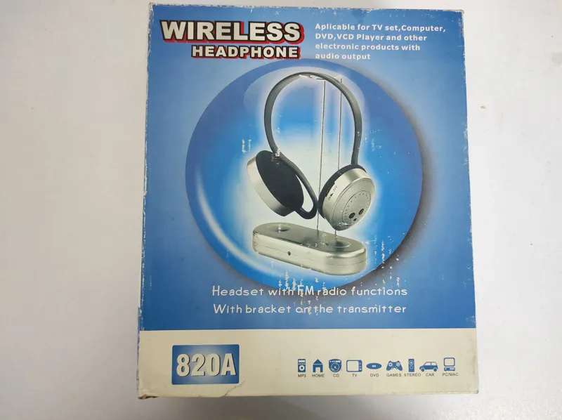 هدفون بیسیم با پایه