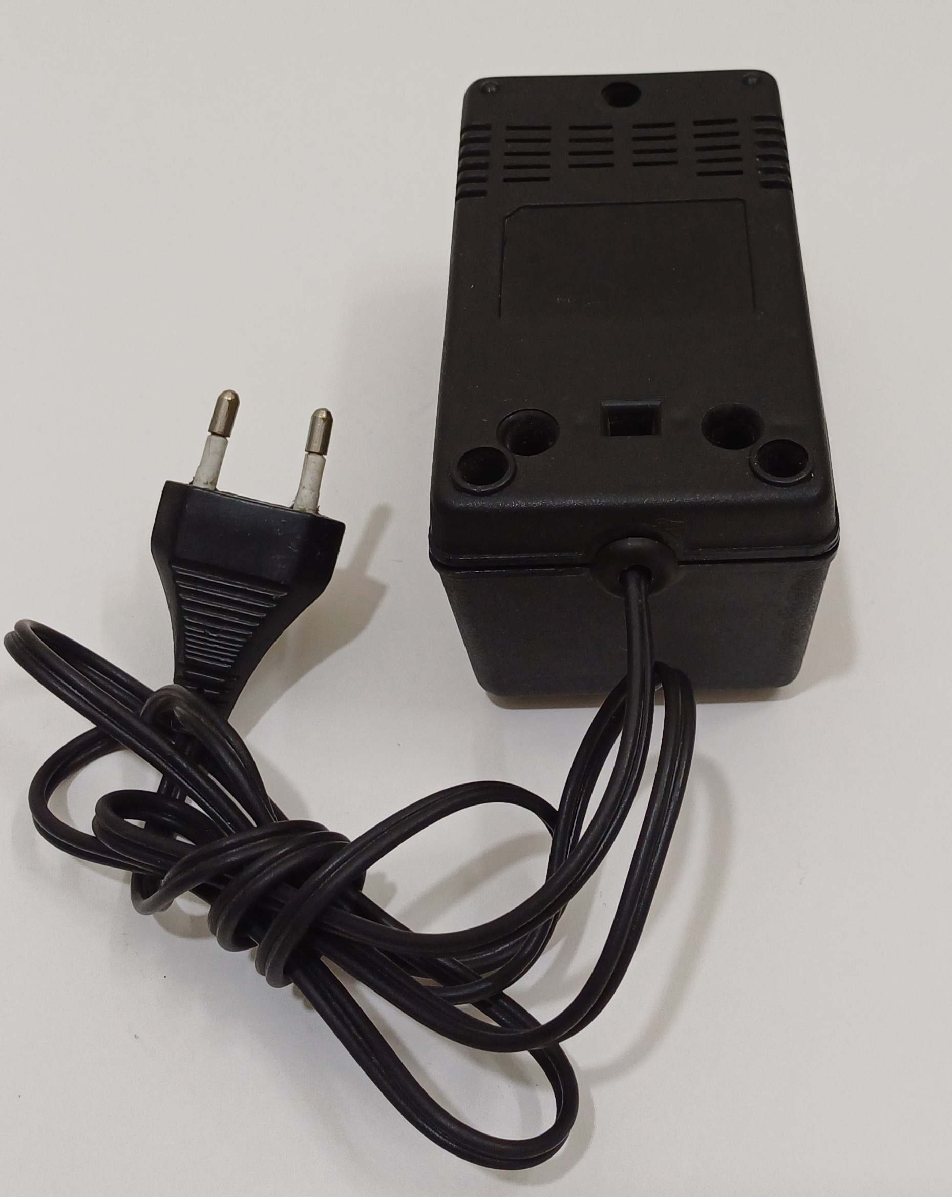 تبدیل 220 به 110