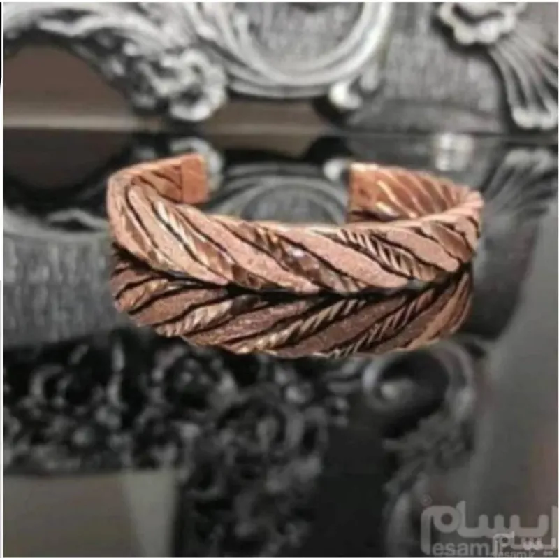 دستبند مسی مدل شماره 8