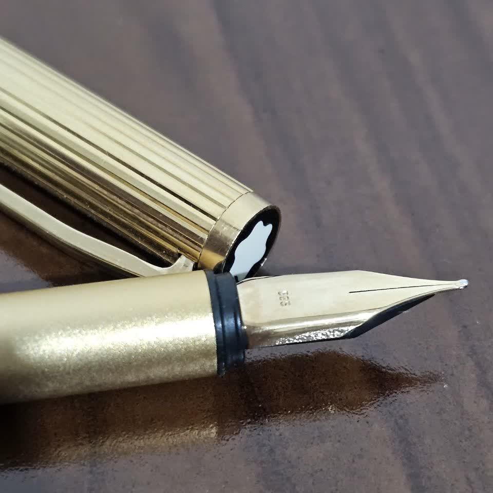 خودنویس مونبلان بسیار آنتیک و تمییز