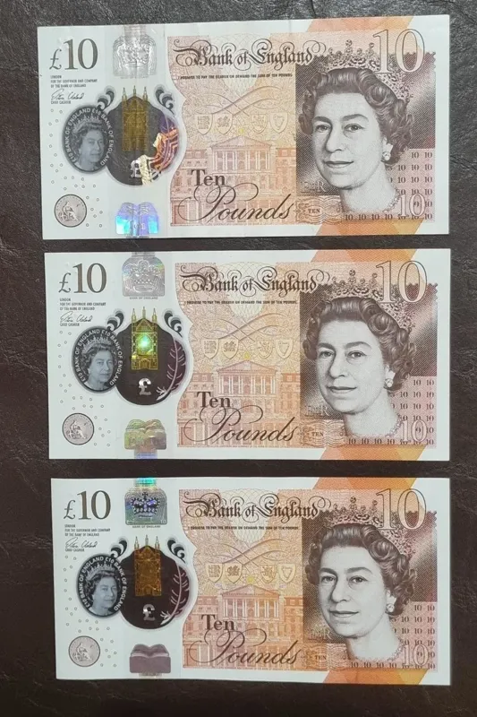30 پوند انگلیس