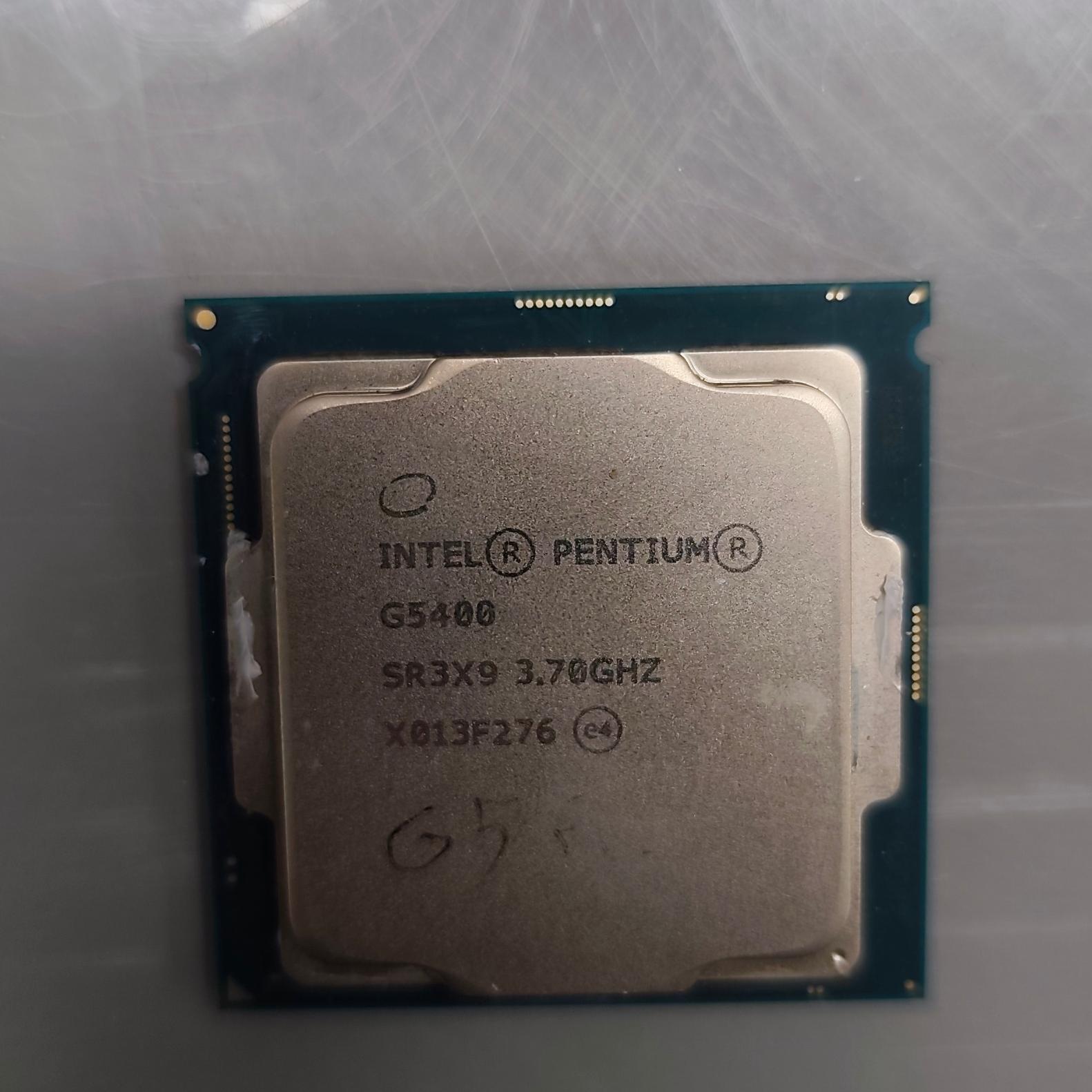 پردازنده اینتل مدل INTEL PENTIUM G5400 TRY