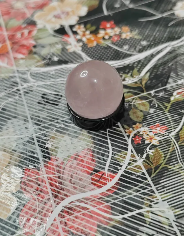گوی سنگ رز کوارتز معدنی