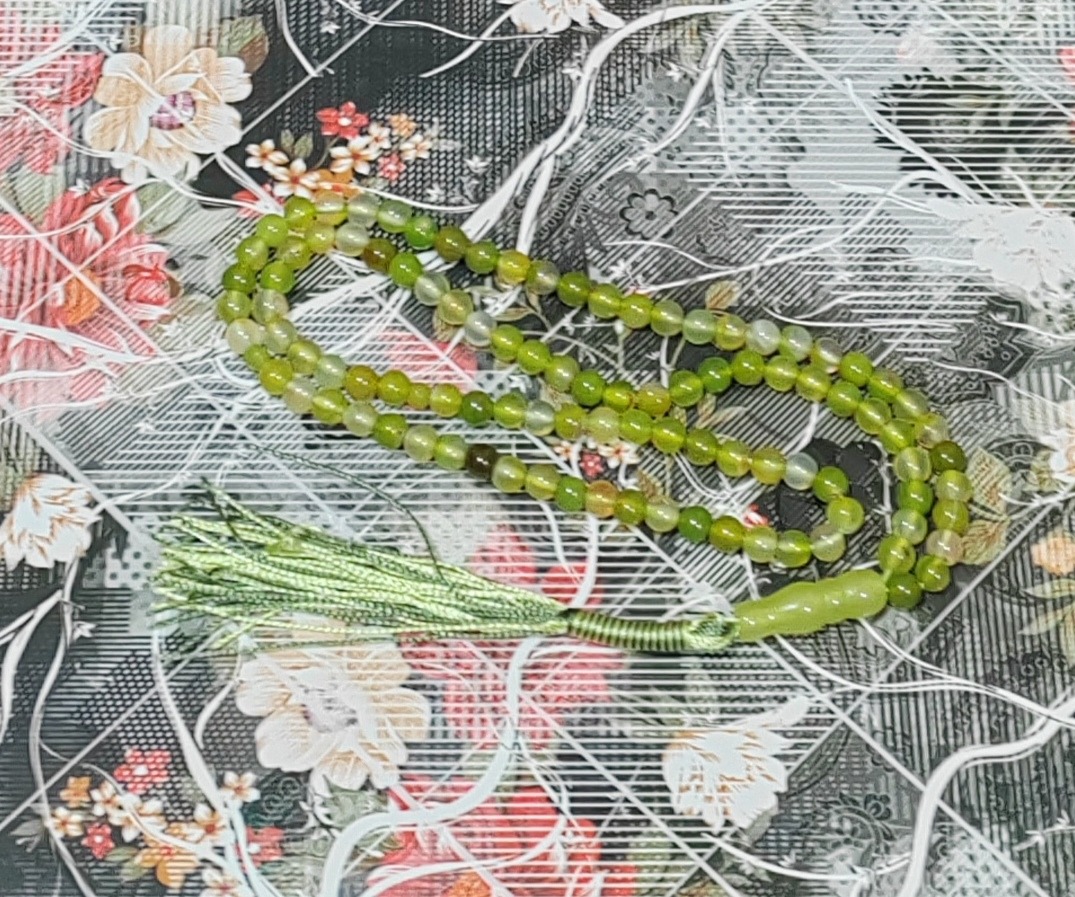 تسبیح سنگ عقیق سبز 101 دونه سایز 6 کد 1