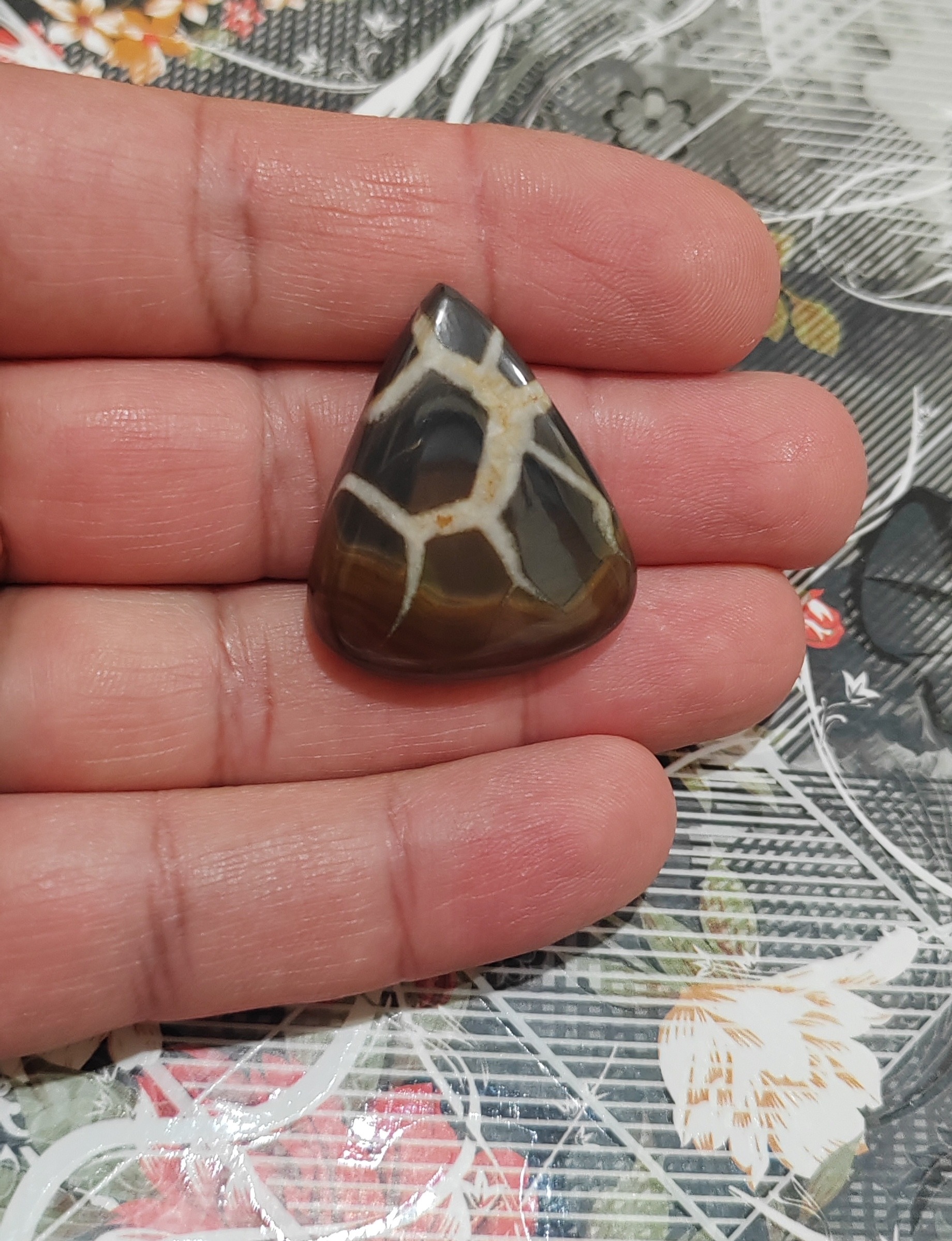 نگین سنگ سپتارین سیاه معدنی کد 8