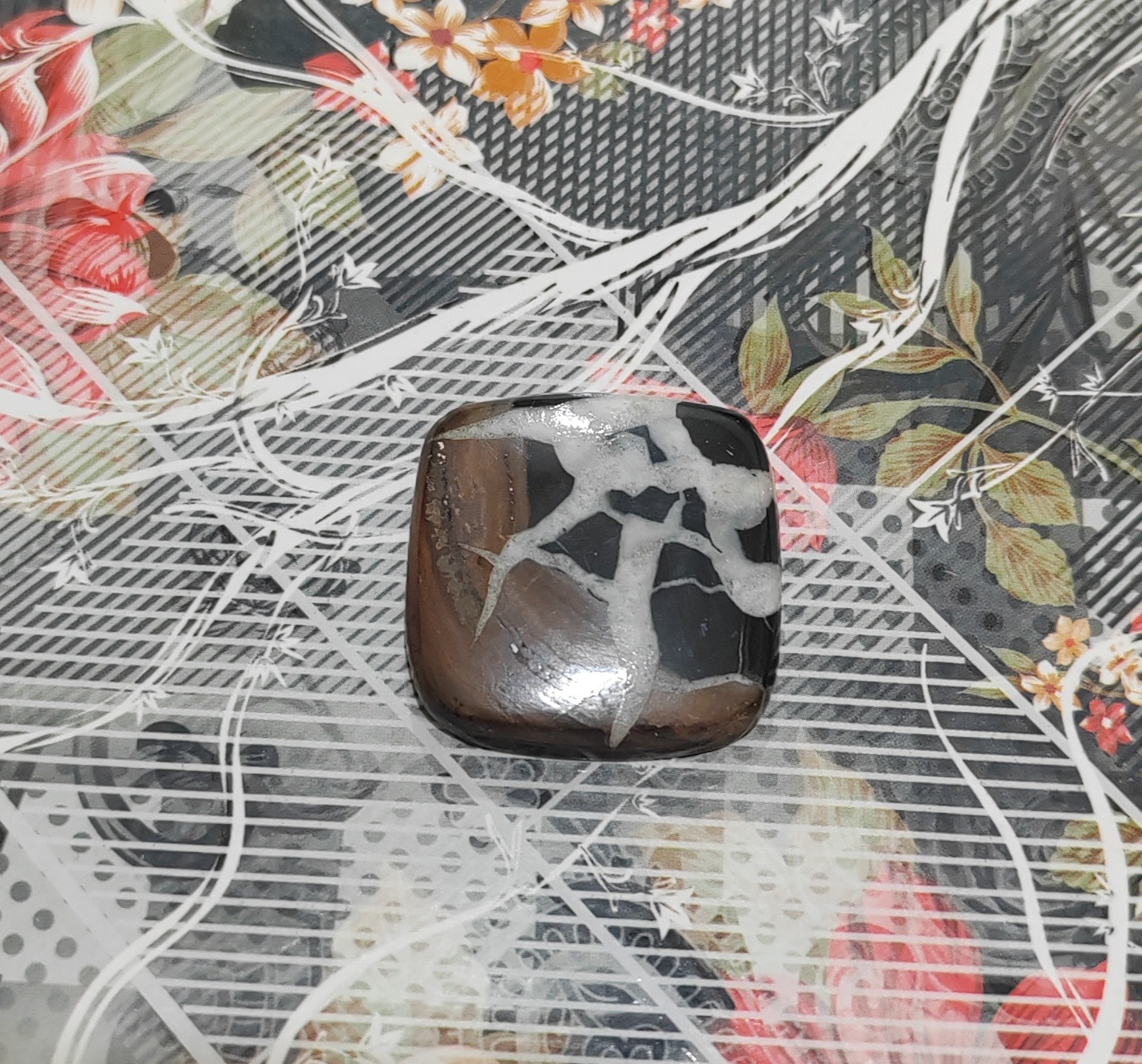 نگین سنگ سپتارین سیاه معدنی کد 1