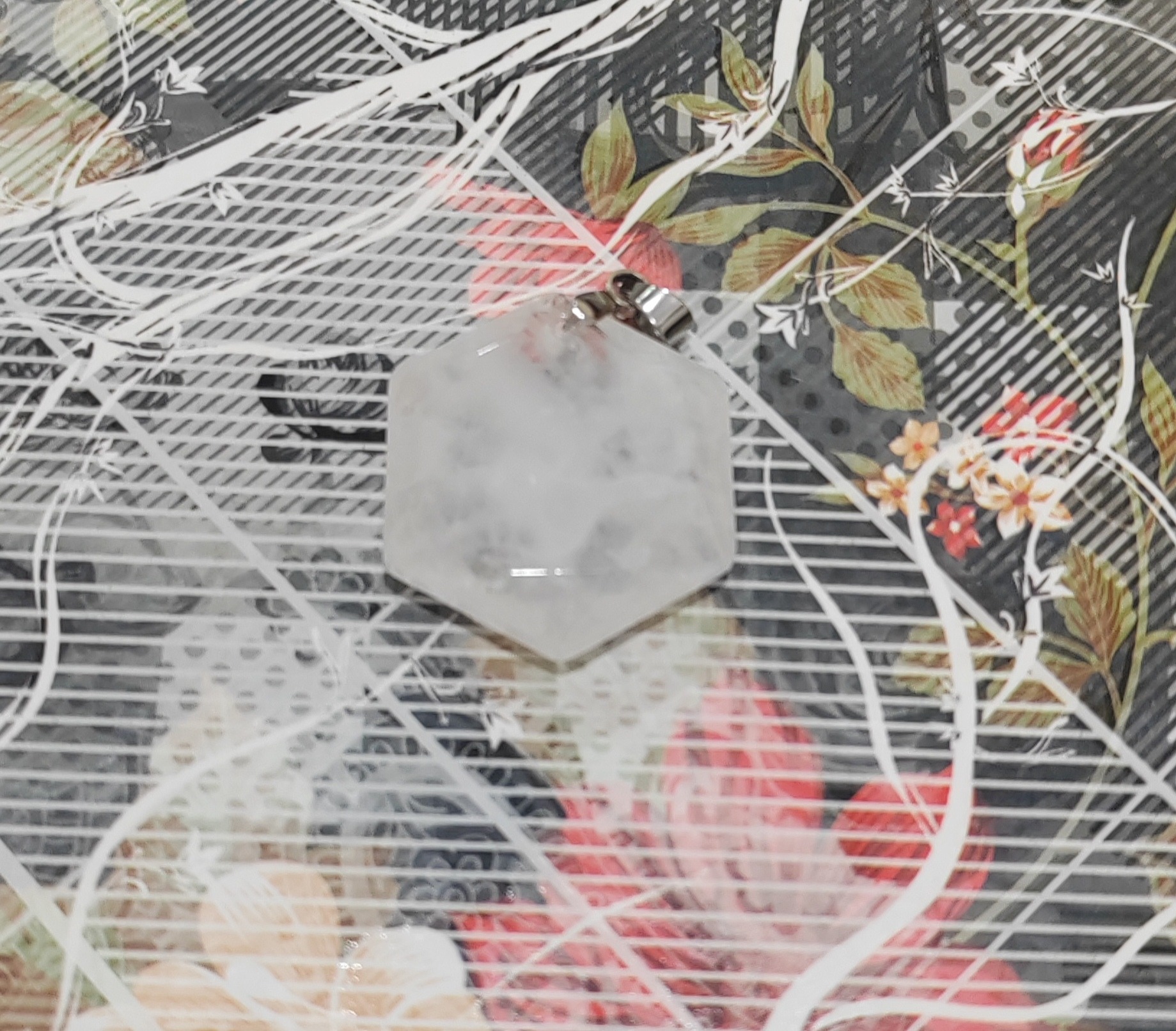 آویز سنگ کوارتز 6 ضلعی معدنی کد 1