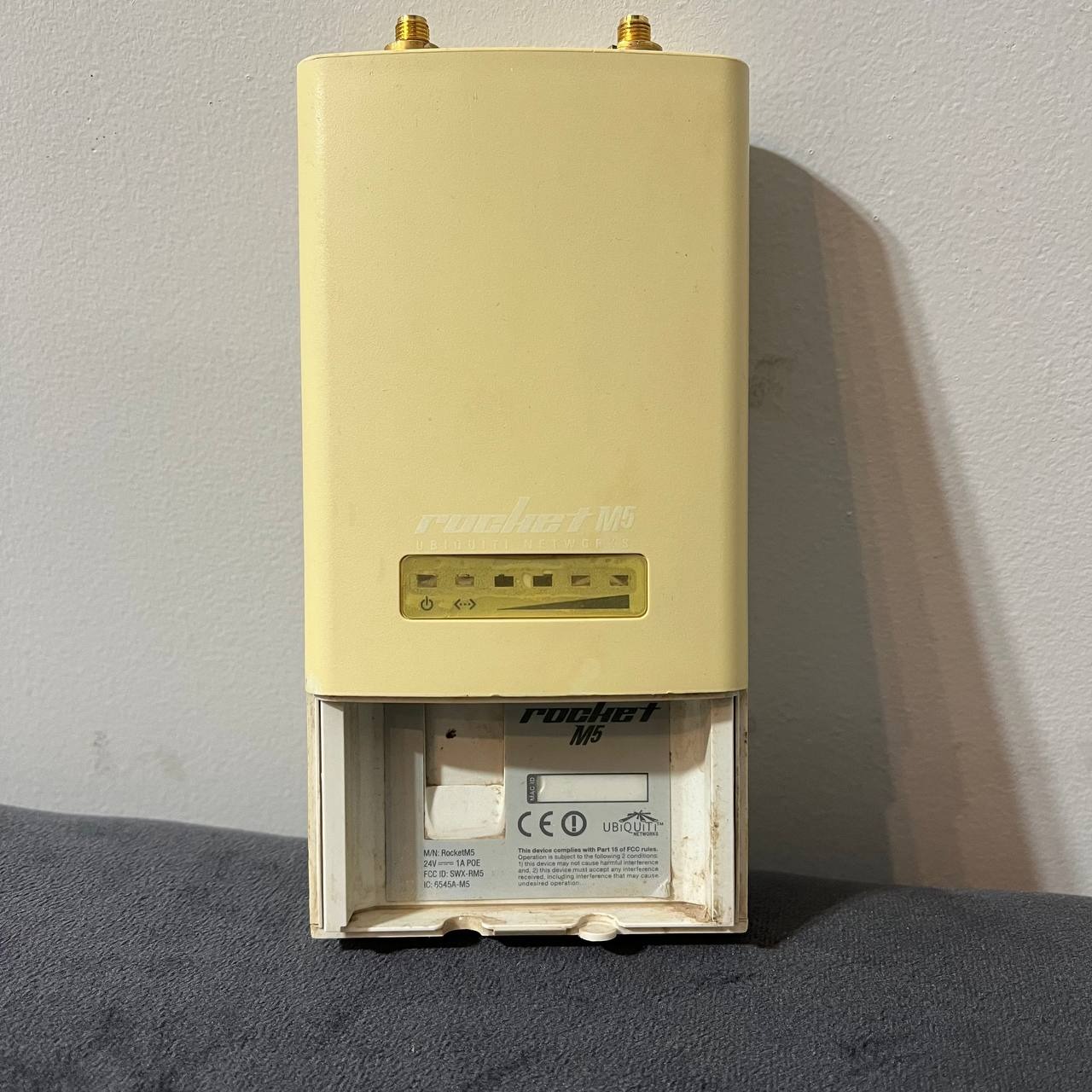 رادیو وایرلس Rocket M5 یو بی ان تی