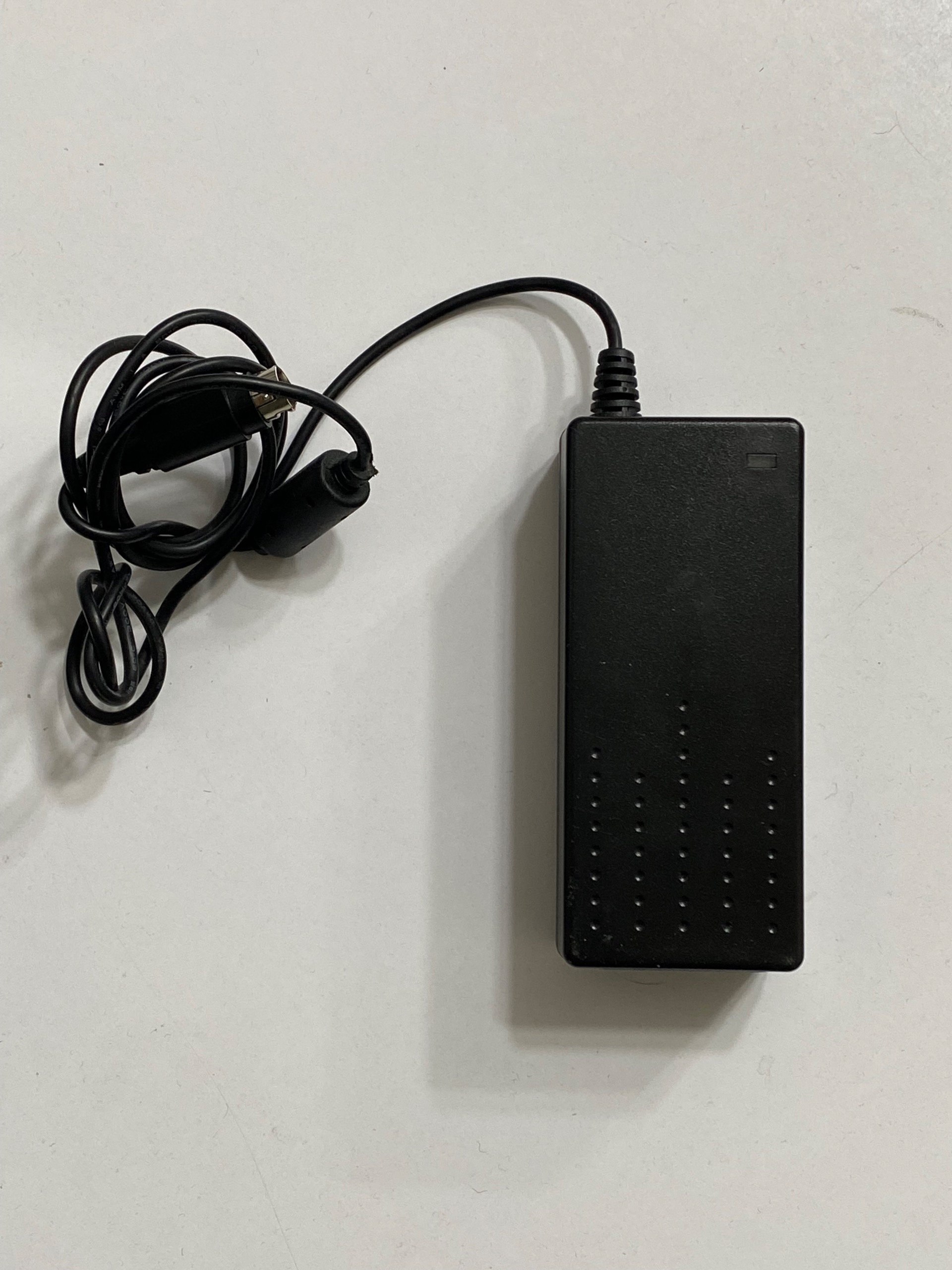 اداپتور 24 ولت 24v