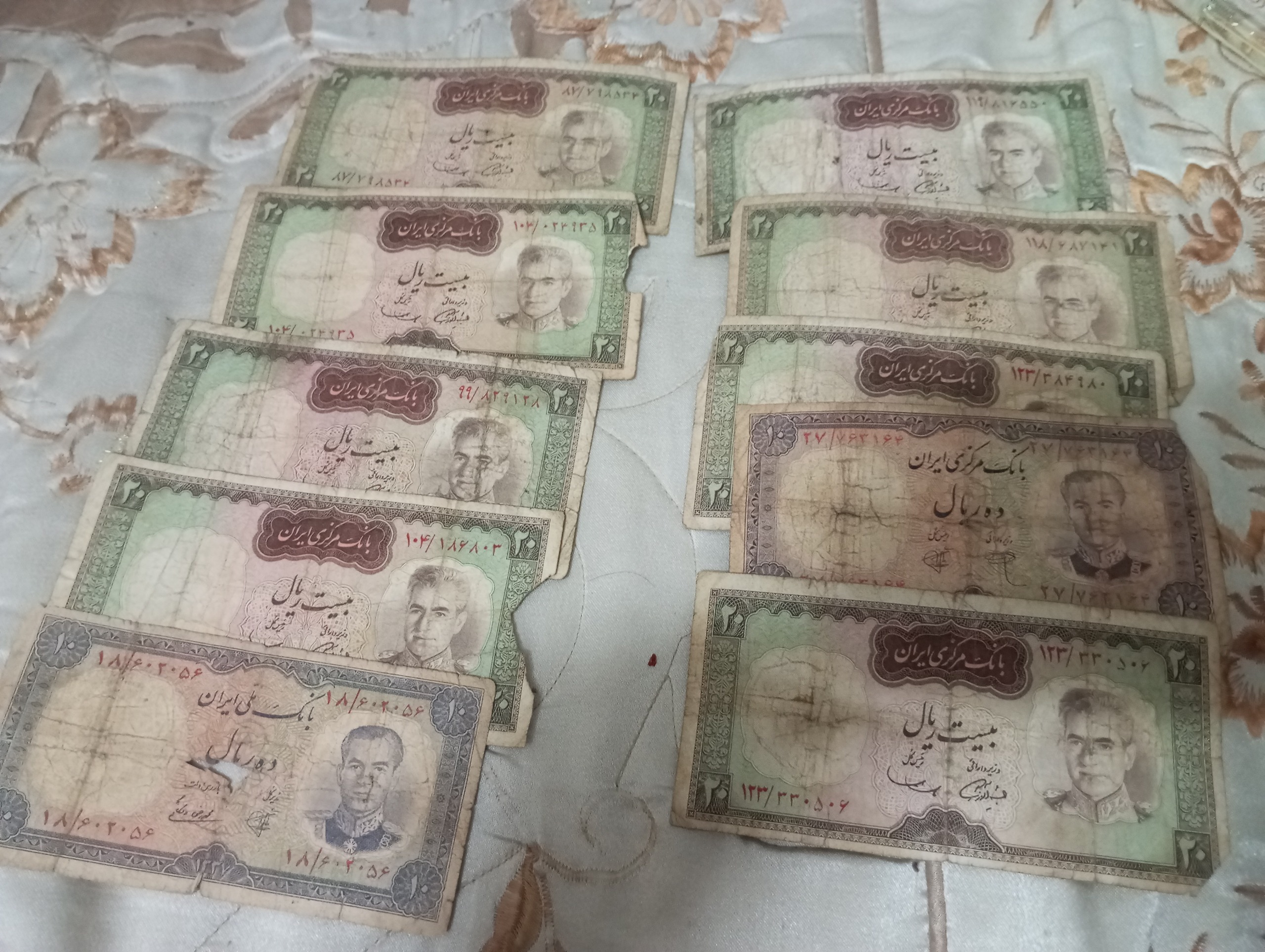 ده تا اسکناس پهلوی دوم