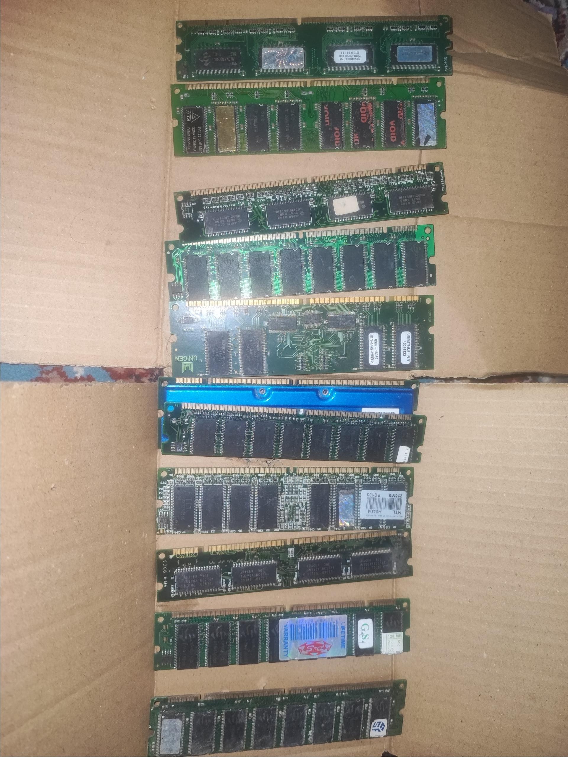 11 عدد رم دو شیاره مناسب استخراج