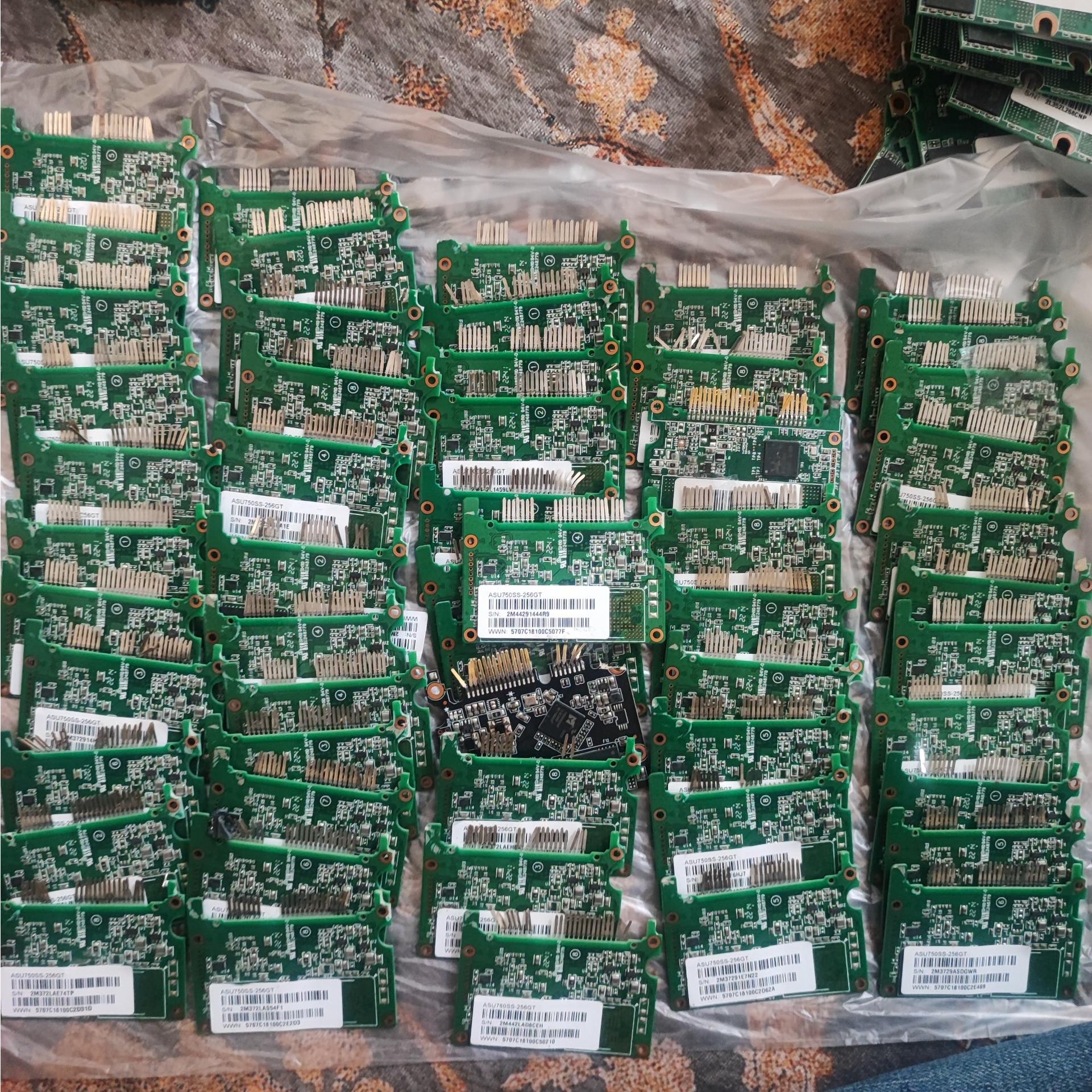 55 عدد هارد ssd 256 gt