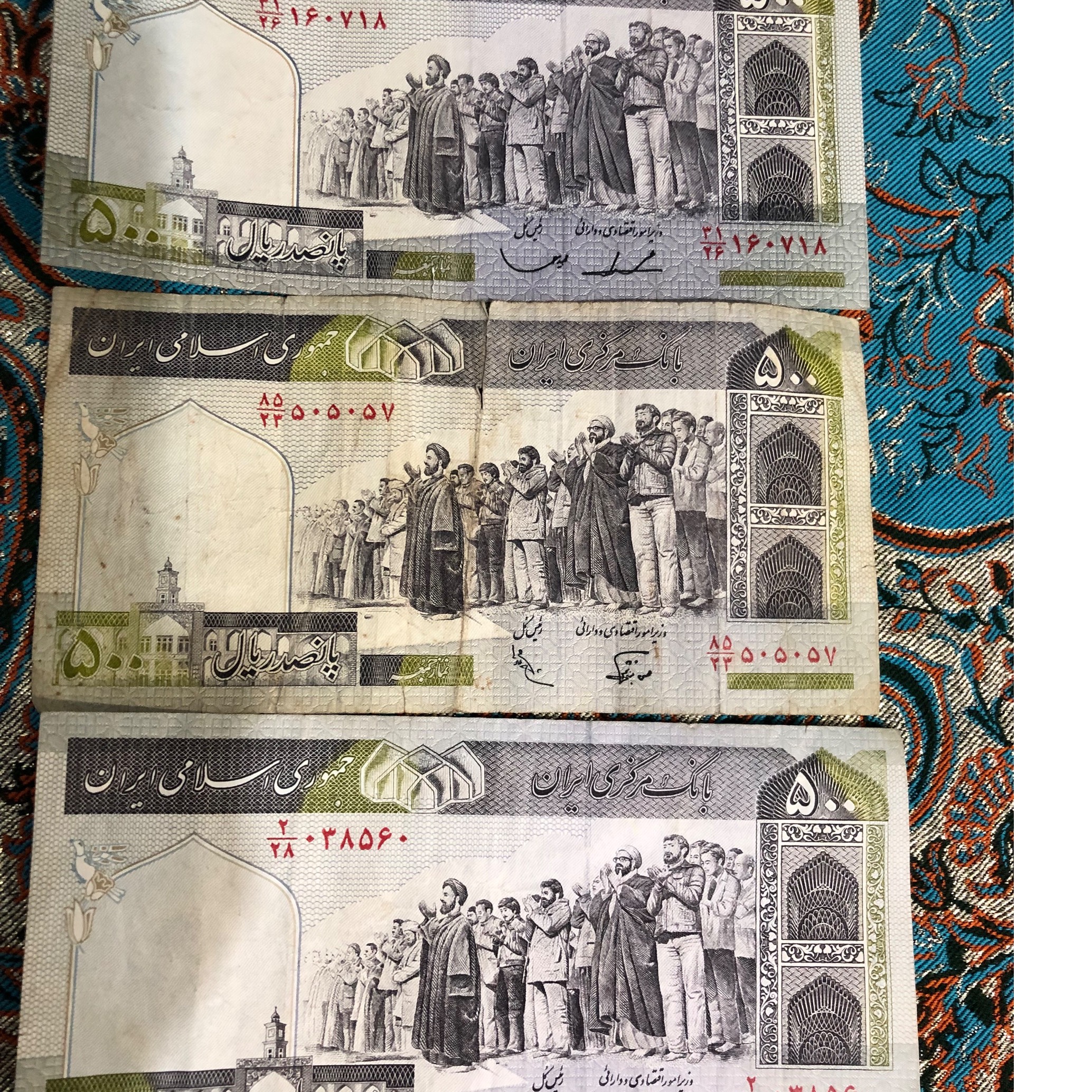 3عدد اسکناس 500ریالی کمیاب توضیحات