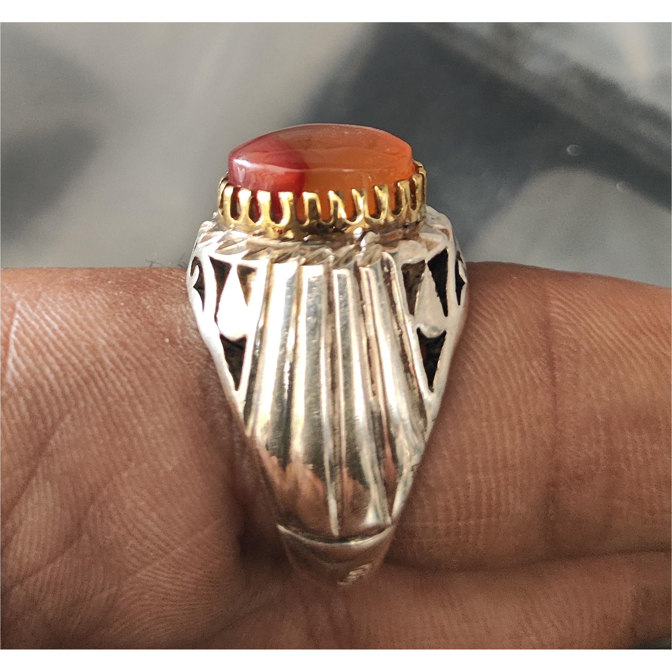 عقیق یمنی اصل