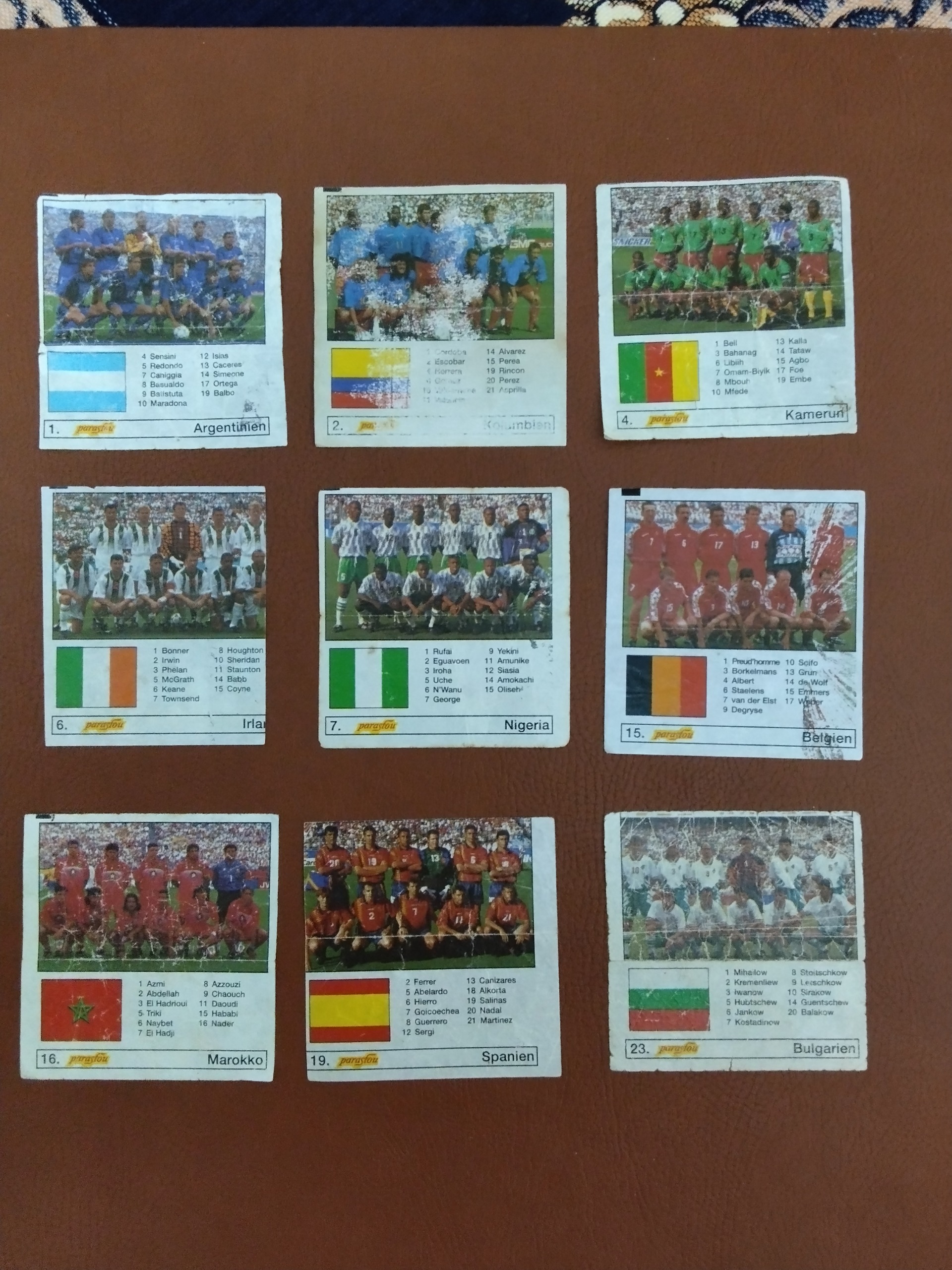 تعداد 24 عدد عکس آدامس پرستو زرد