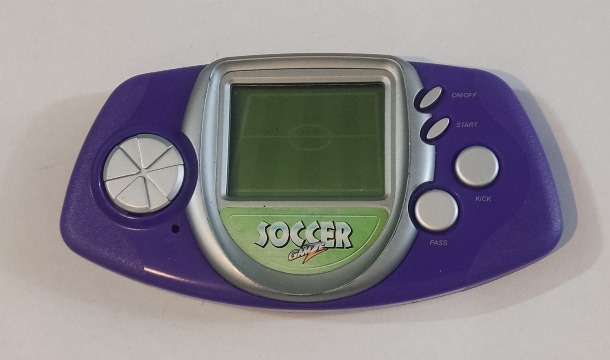 گیم دستی فوتبال نایاب