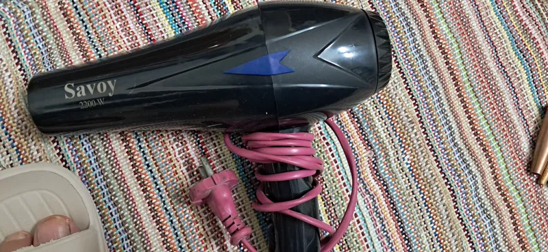 سشوار در حد نو