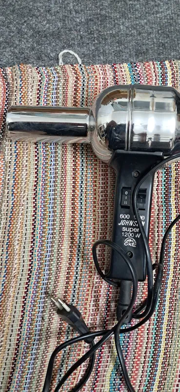 سشوار  جانسون سالم