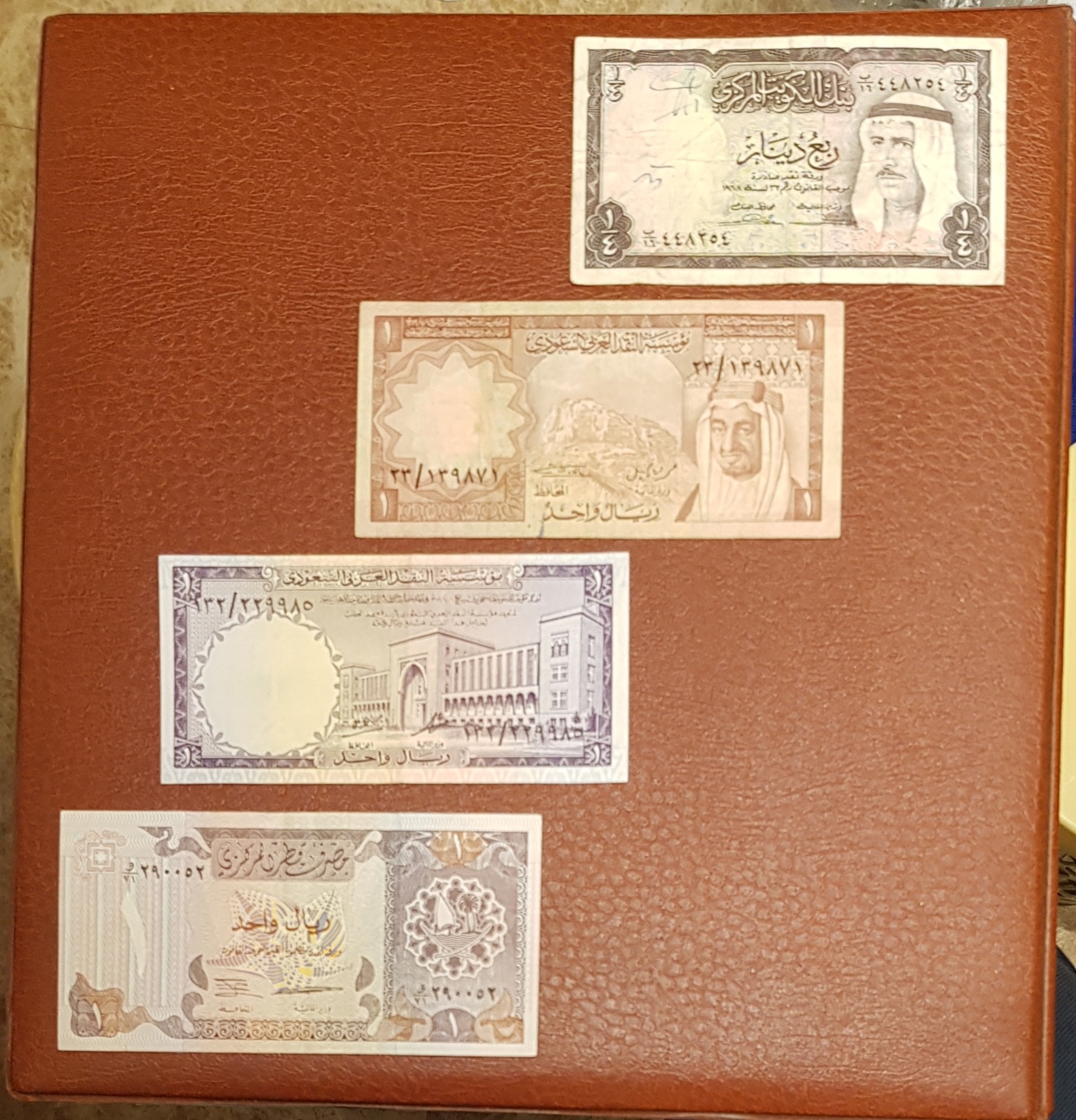 4 قطعه عربی قدیمی- مطابق تصویر