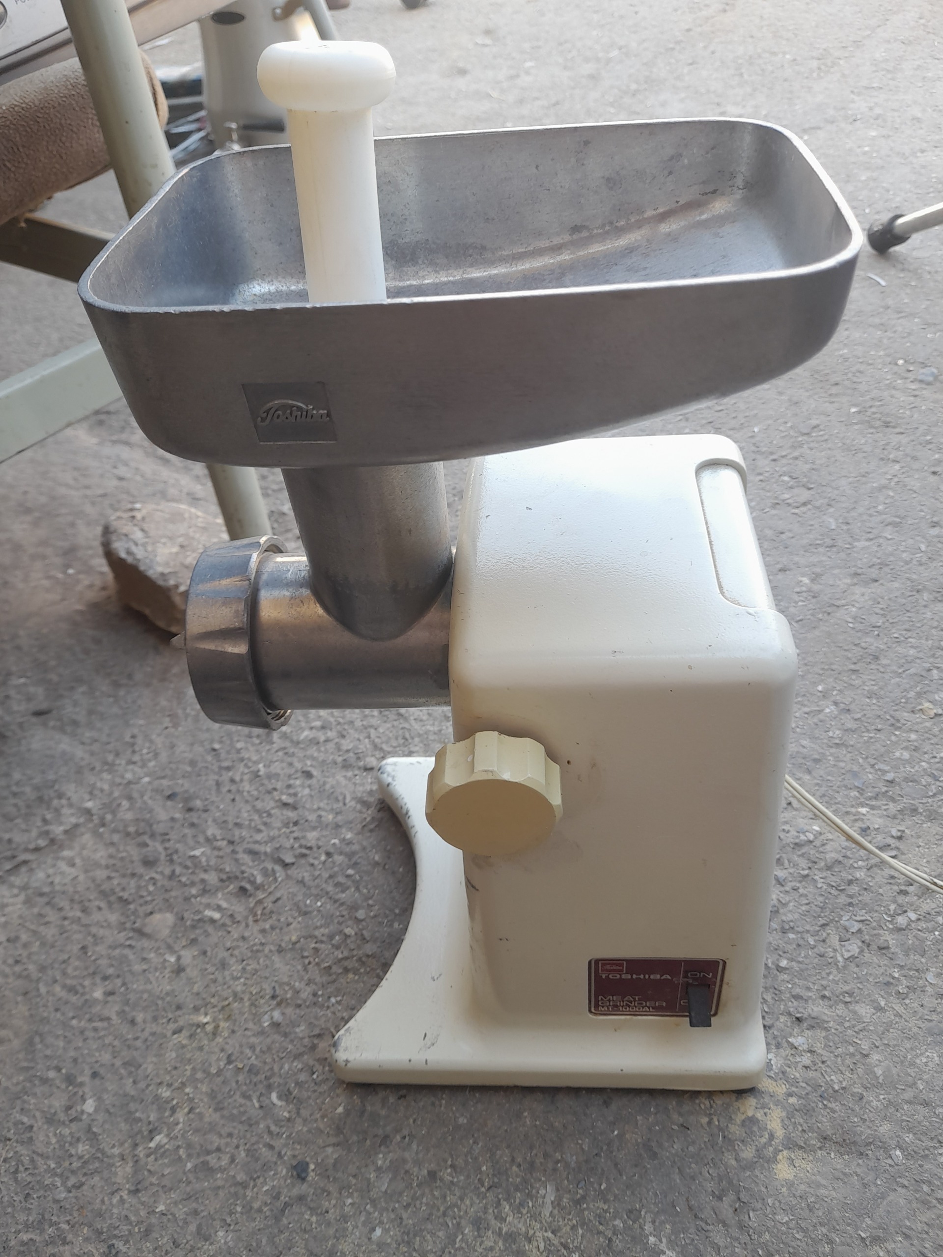 چرخ گوشت قدیمی