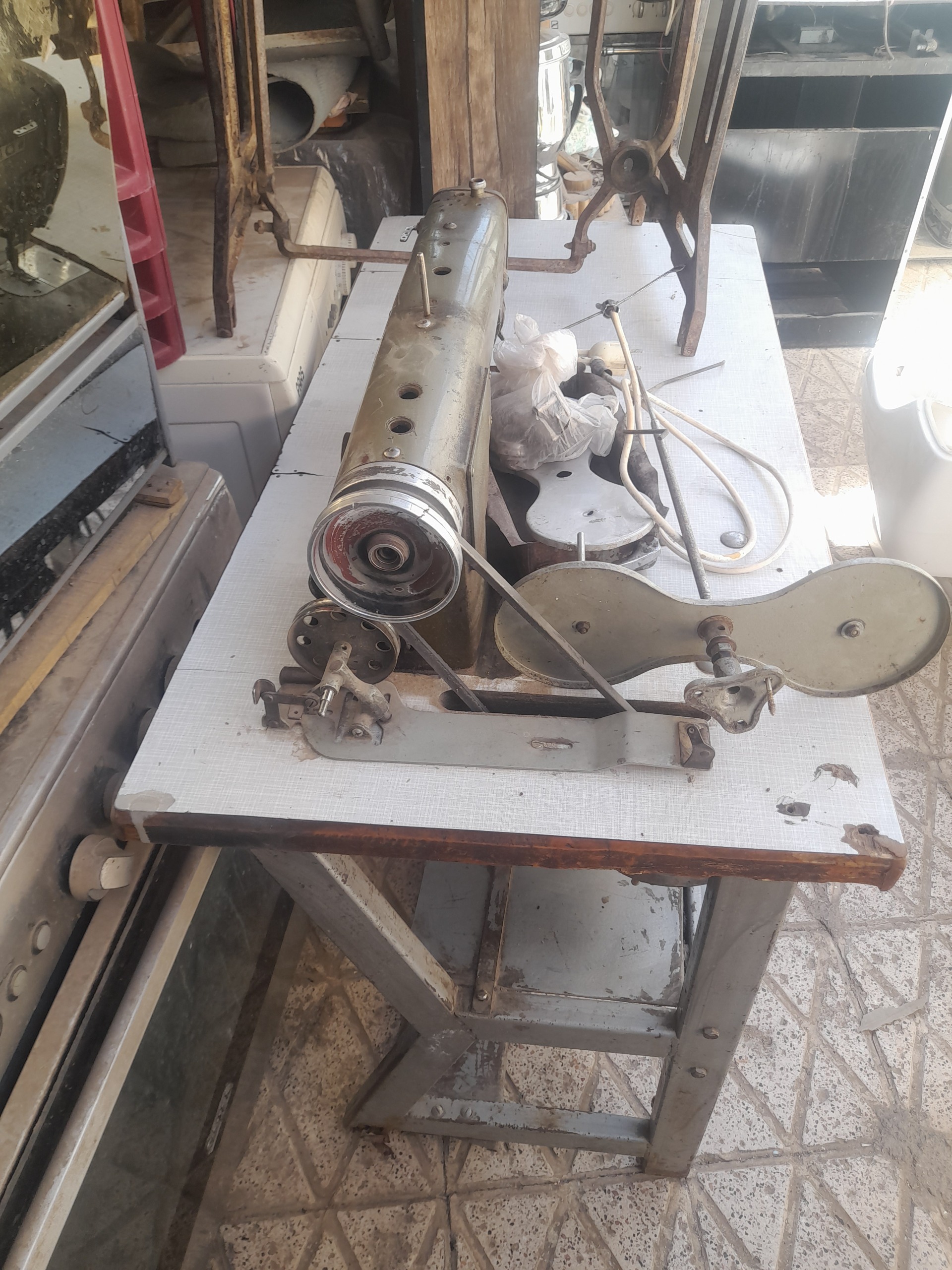 چرخ خیاطی صنعتی